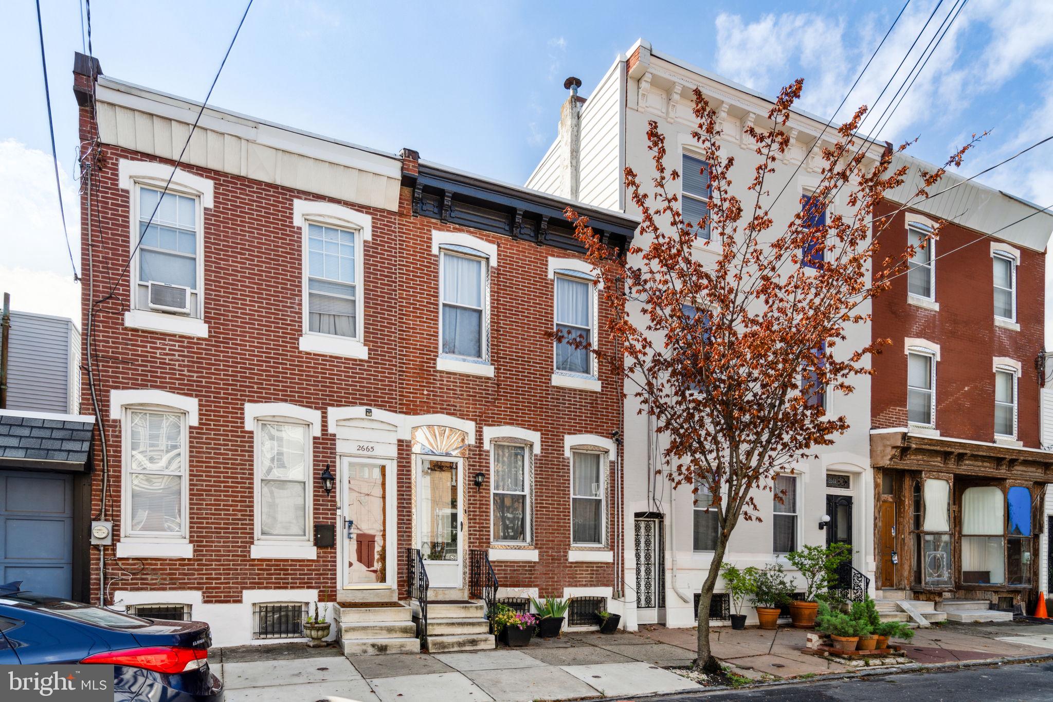 2663 E THOMPSON STREET