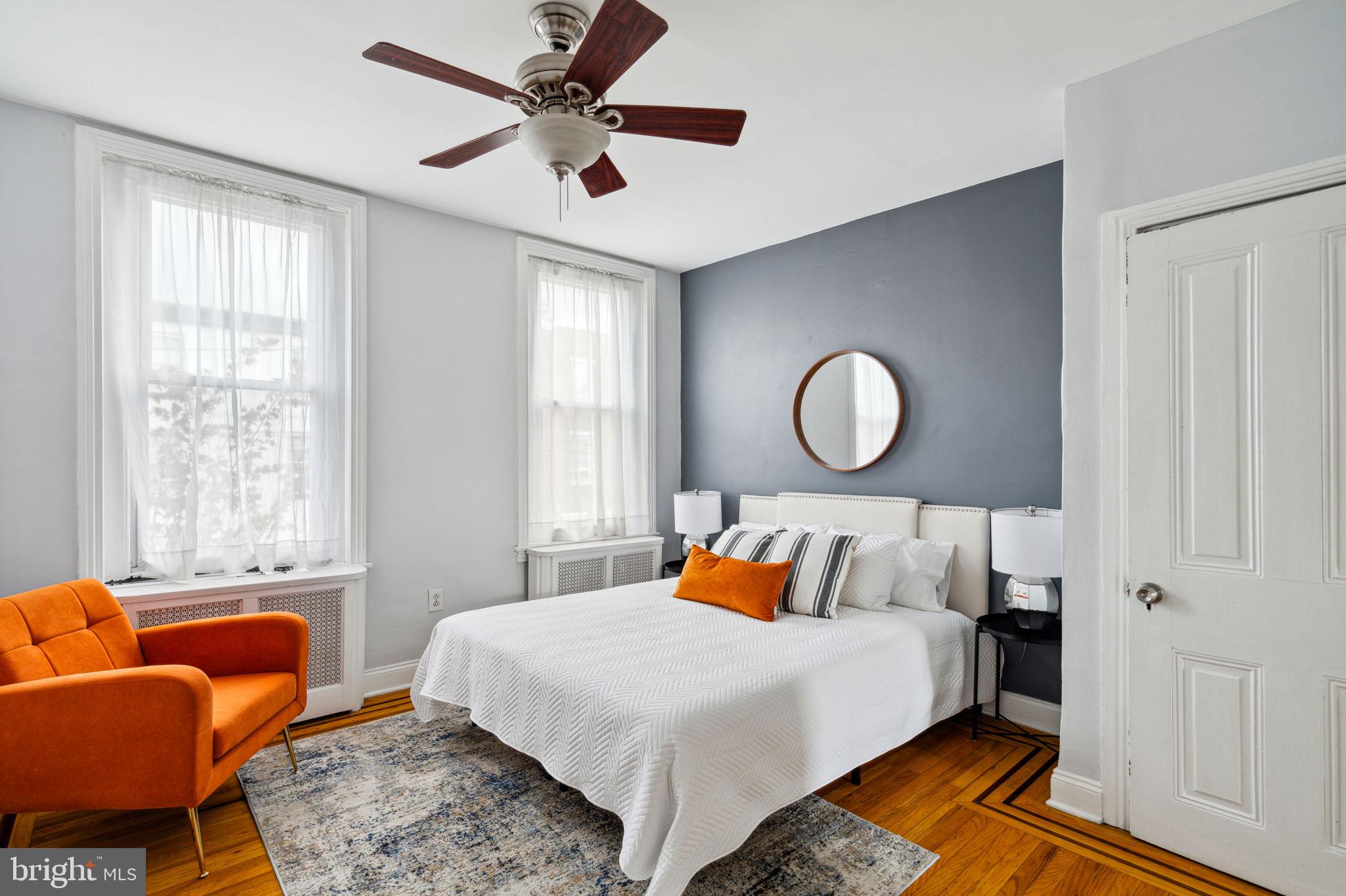 2663 E THOMPSON STREET