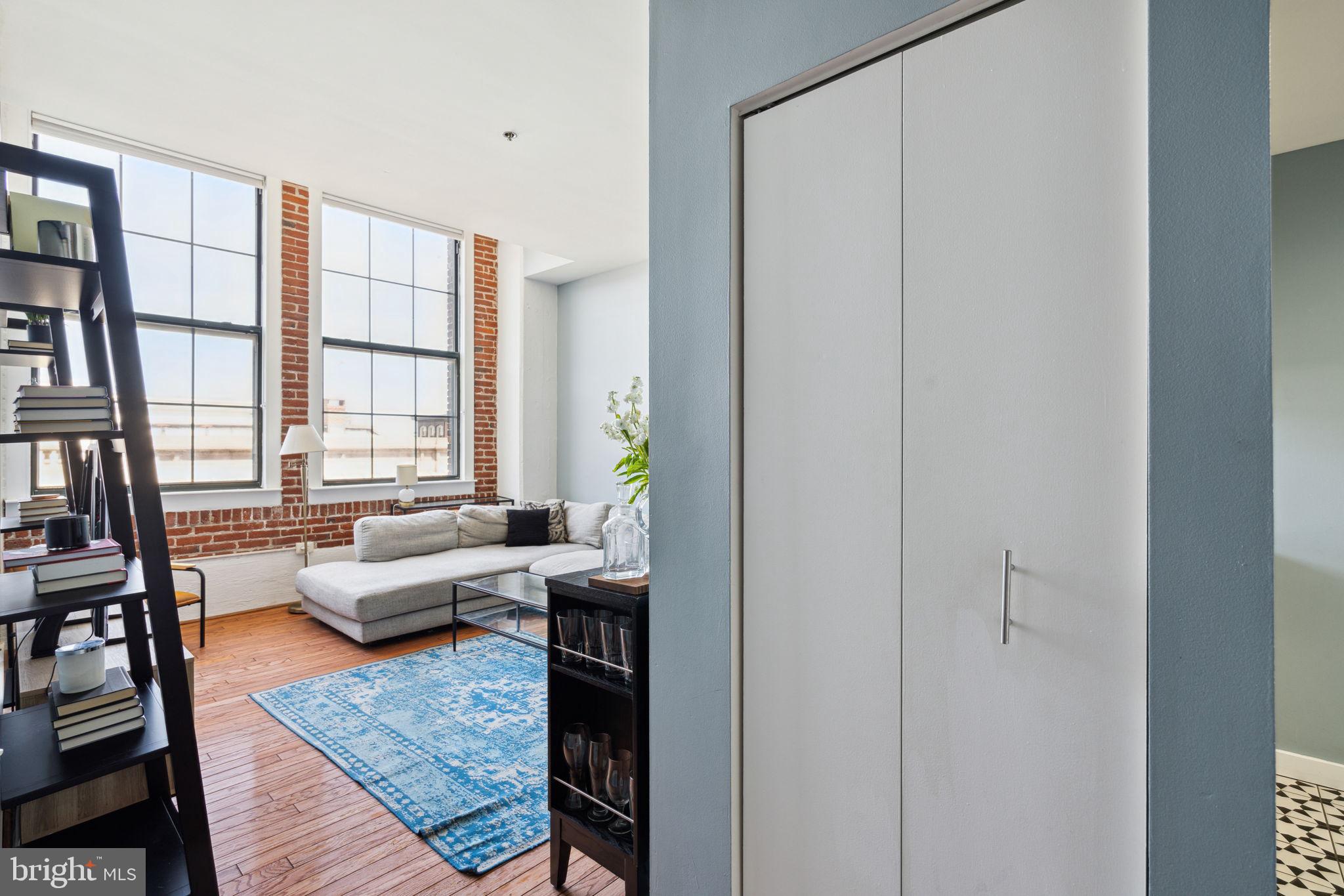 315 NEW STREET Unit: 410
