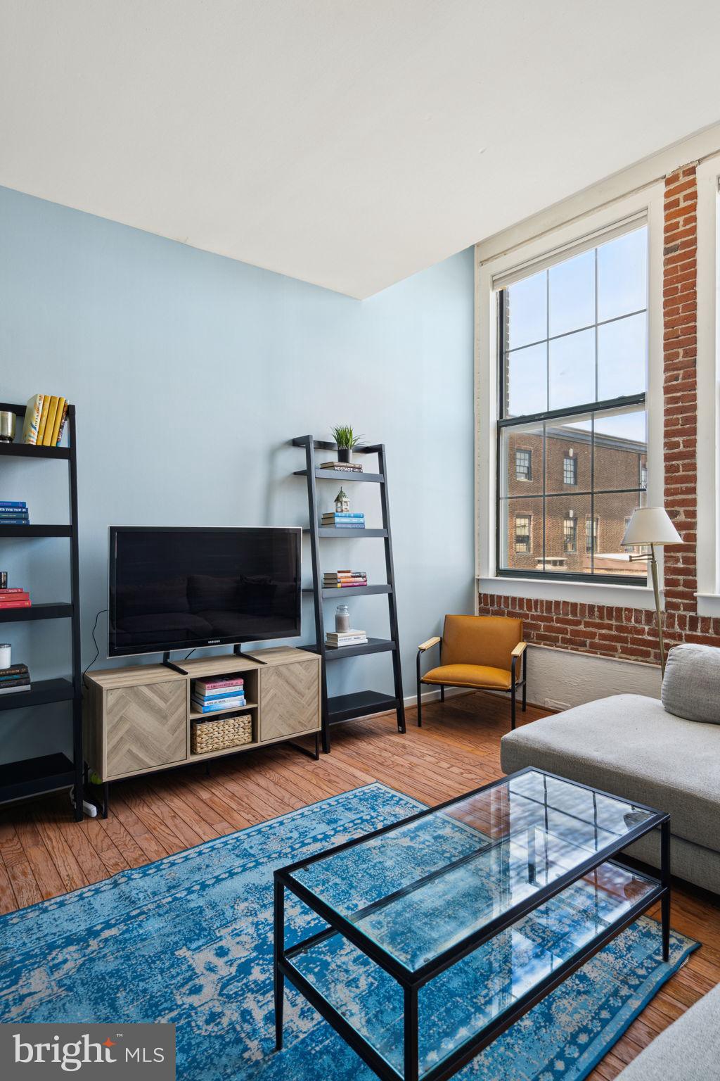 315 NEW STREET Unit: 410
