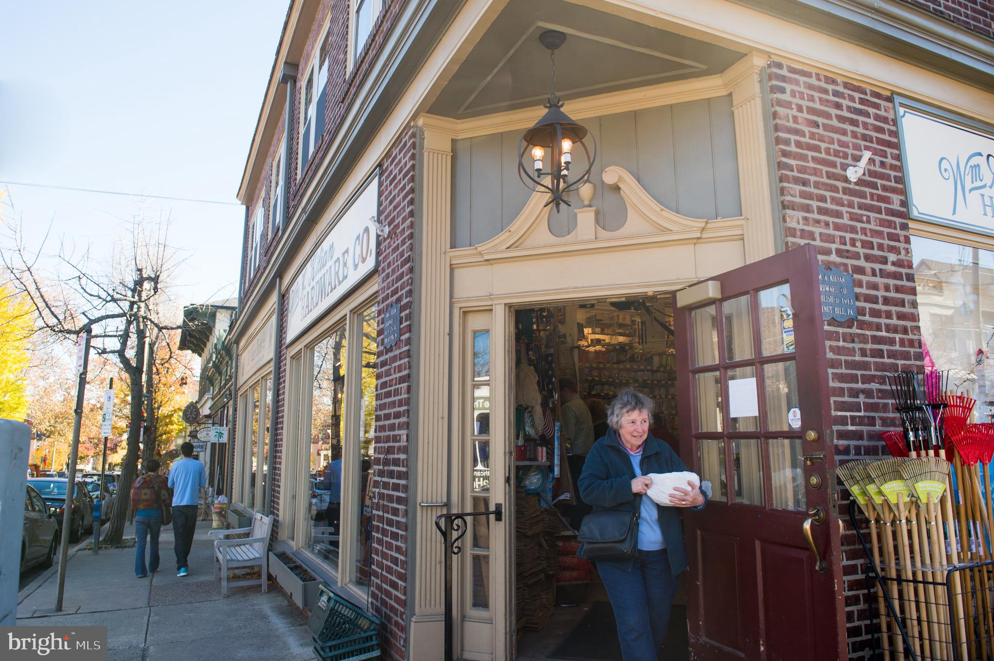 8506 ARDLEIGH STREET