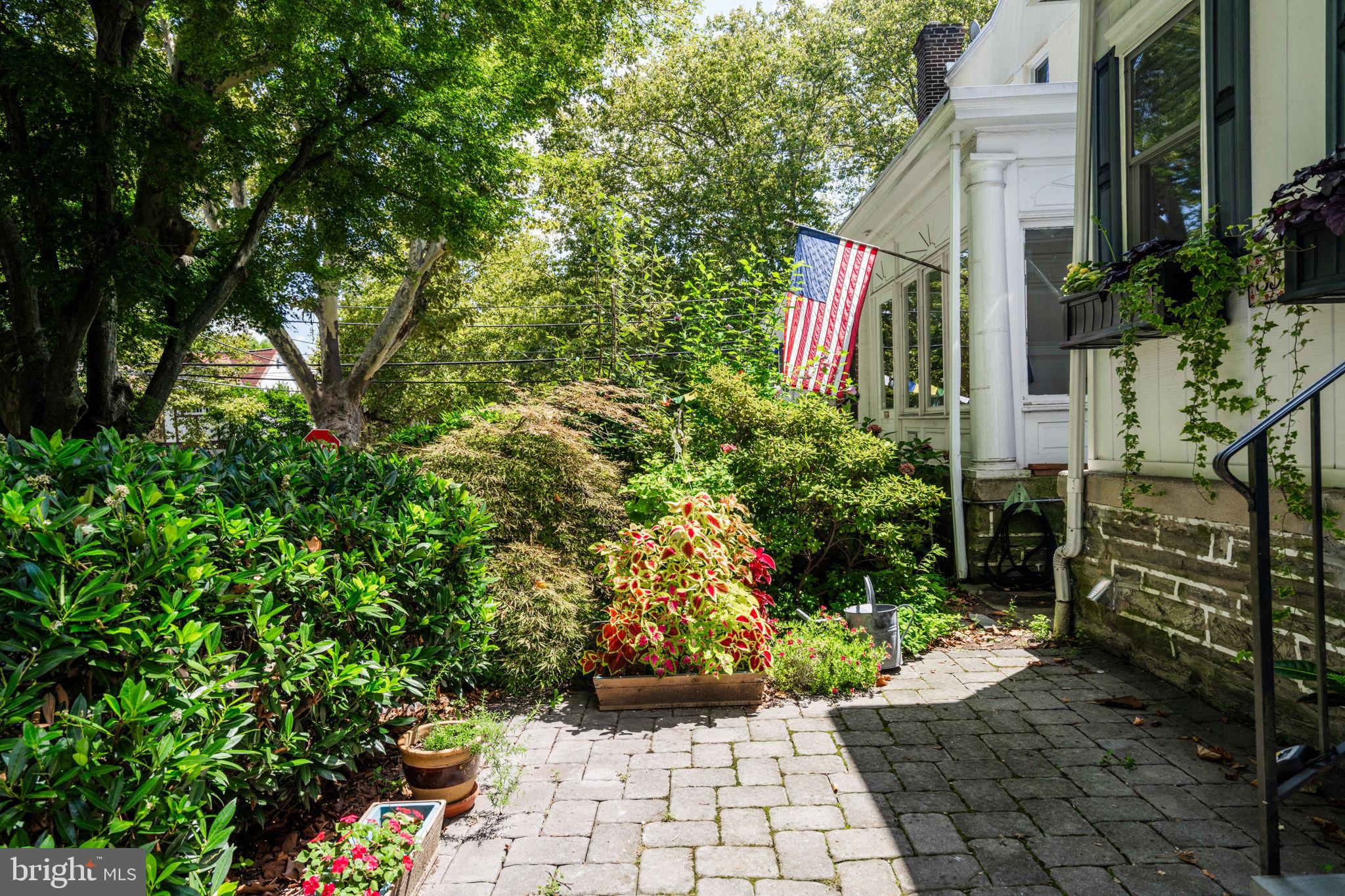 8506 ARDLEIGH STREET