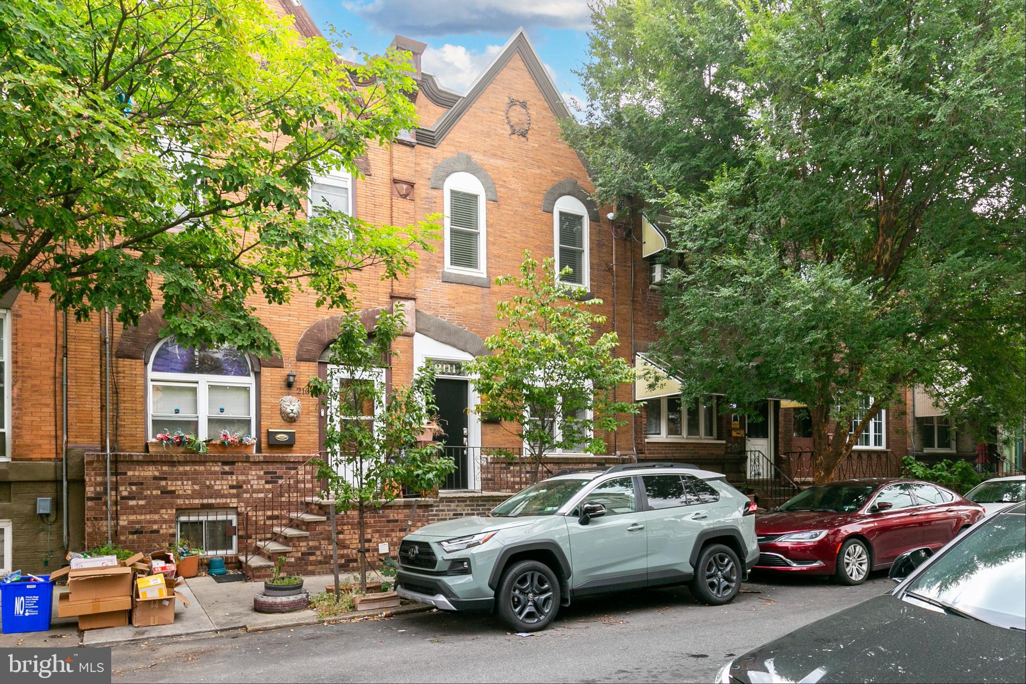 2111 S 16TH STREET