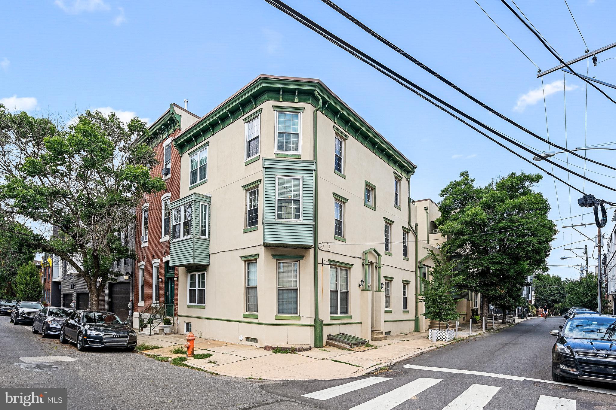 800 N LAWRENCE STREET Unit: E
