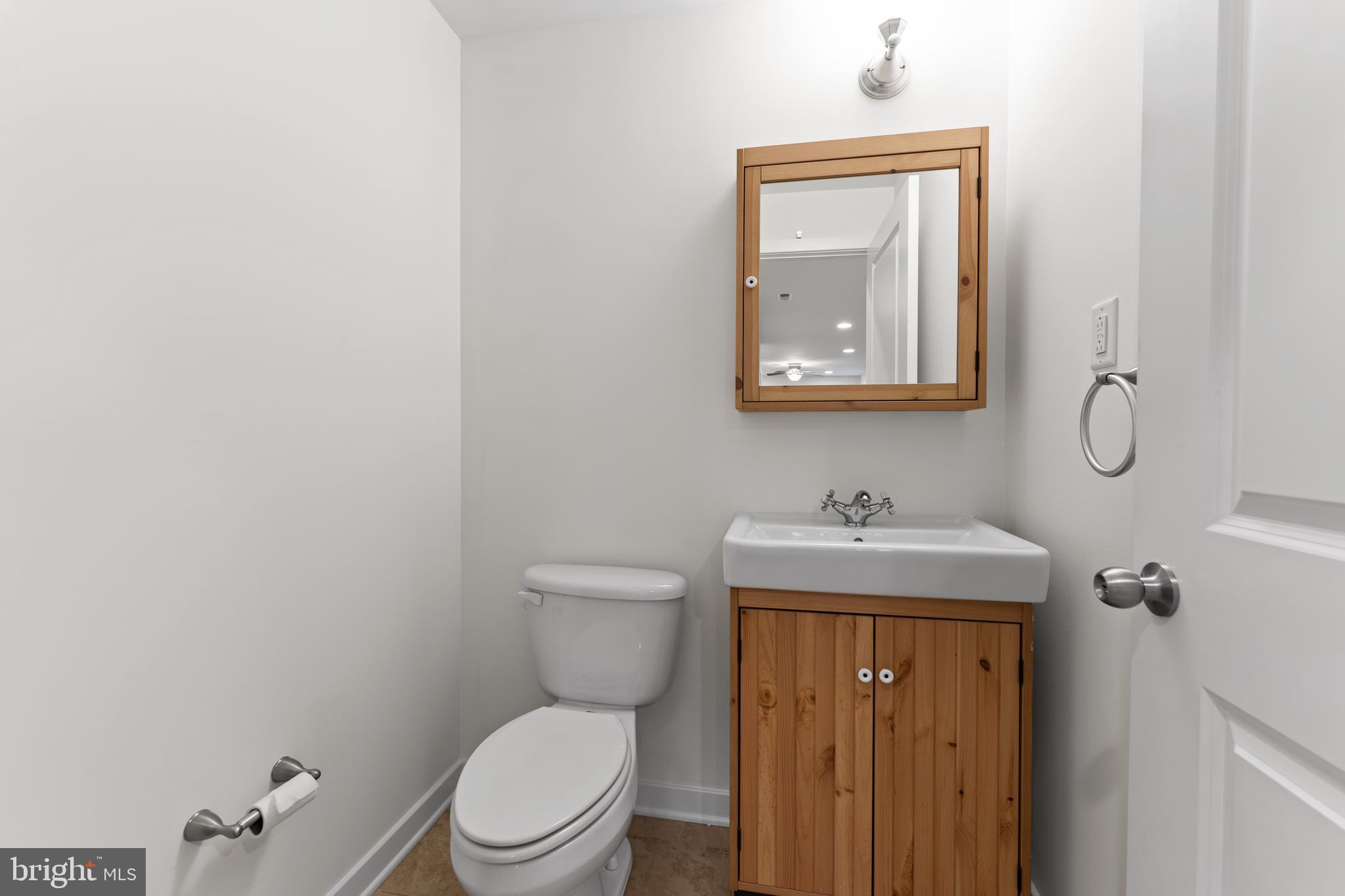 2516 Grays Ferry AVENUE