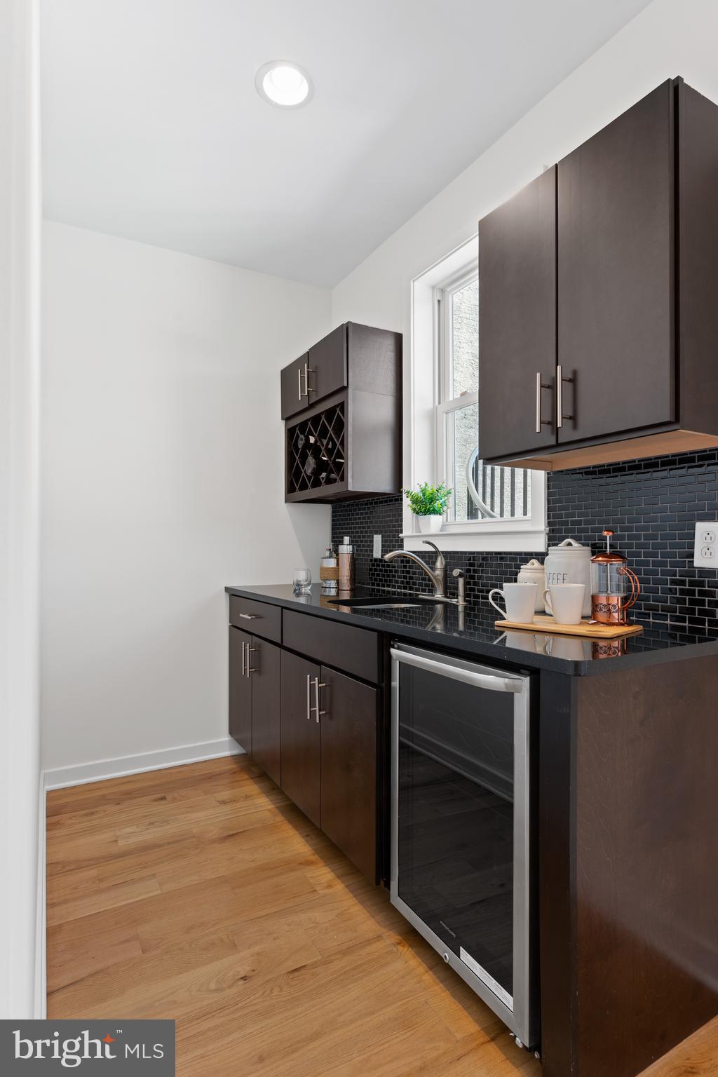 2516 Grays Ferry AVENUE