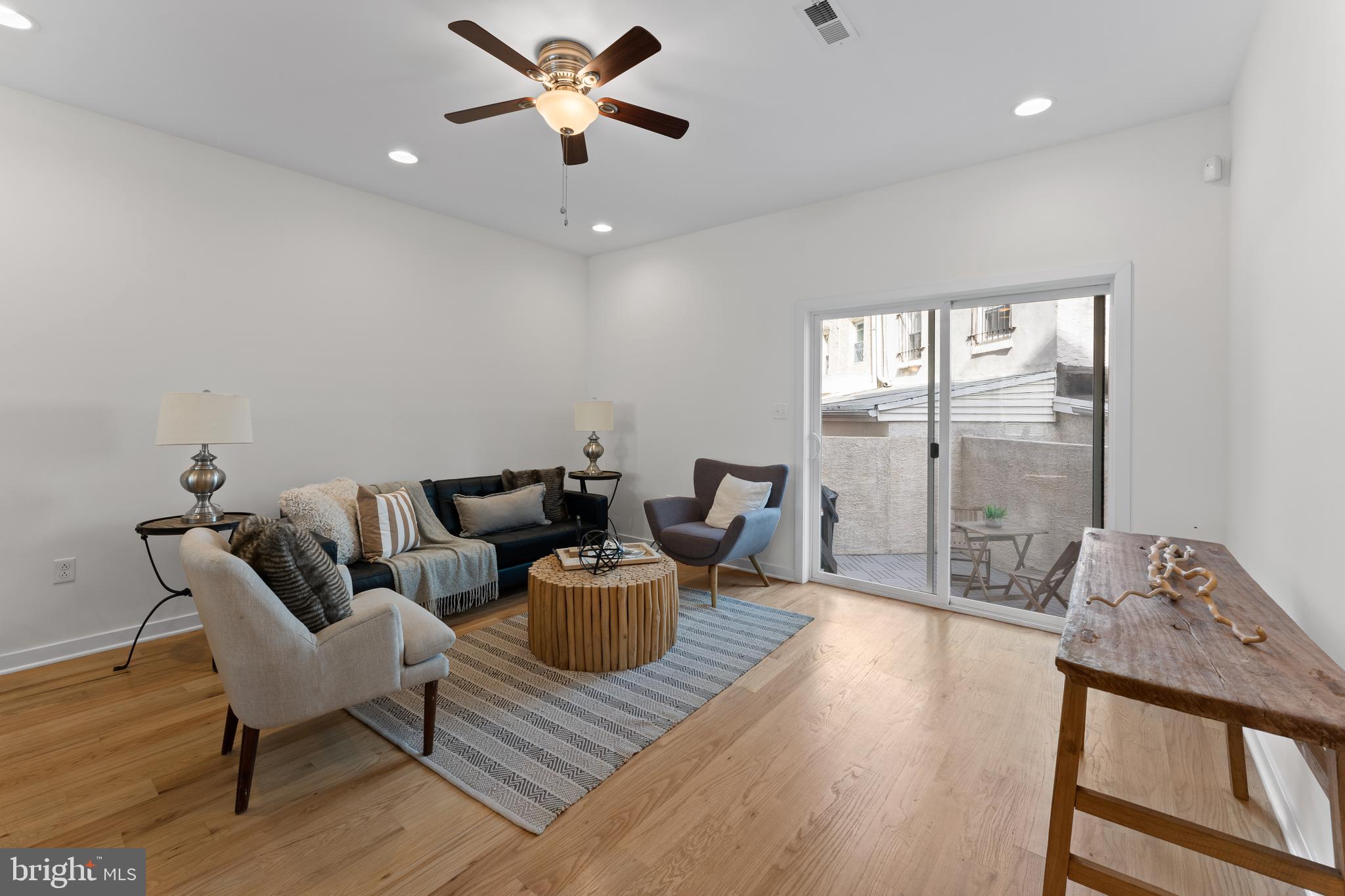 2516 Grays Ferry AVENUE