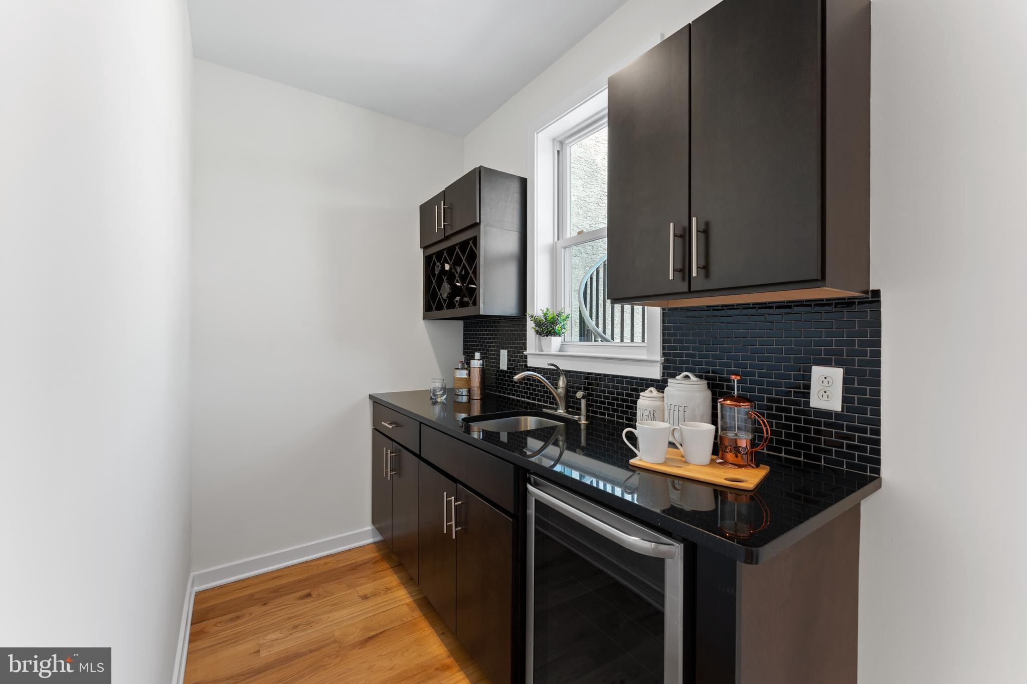 2516 Grays Ferry AVENUE