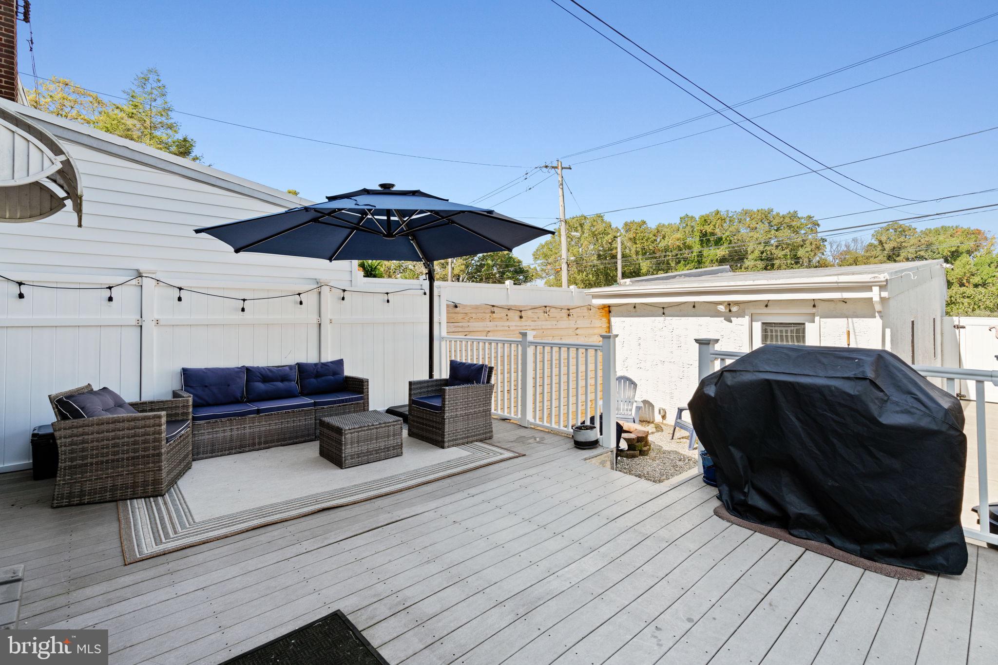 438 Flamingo STREET