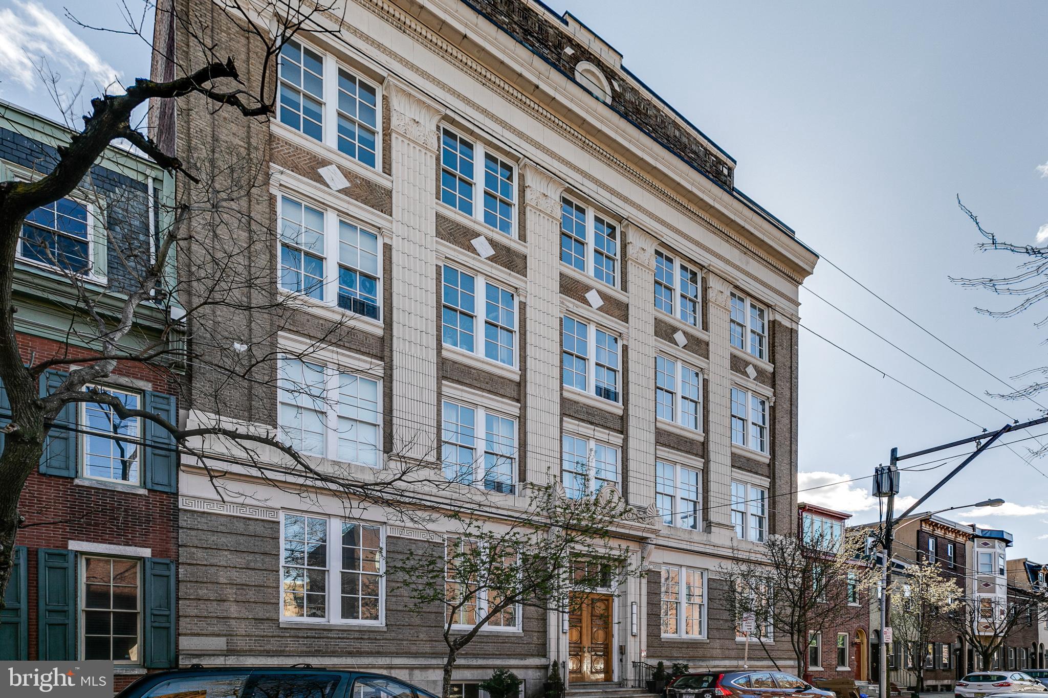 314 Catharine STREET Unit: 301C
