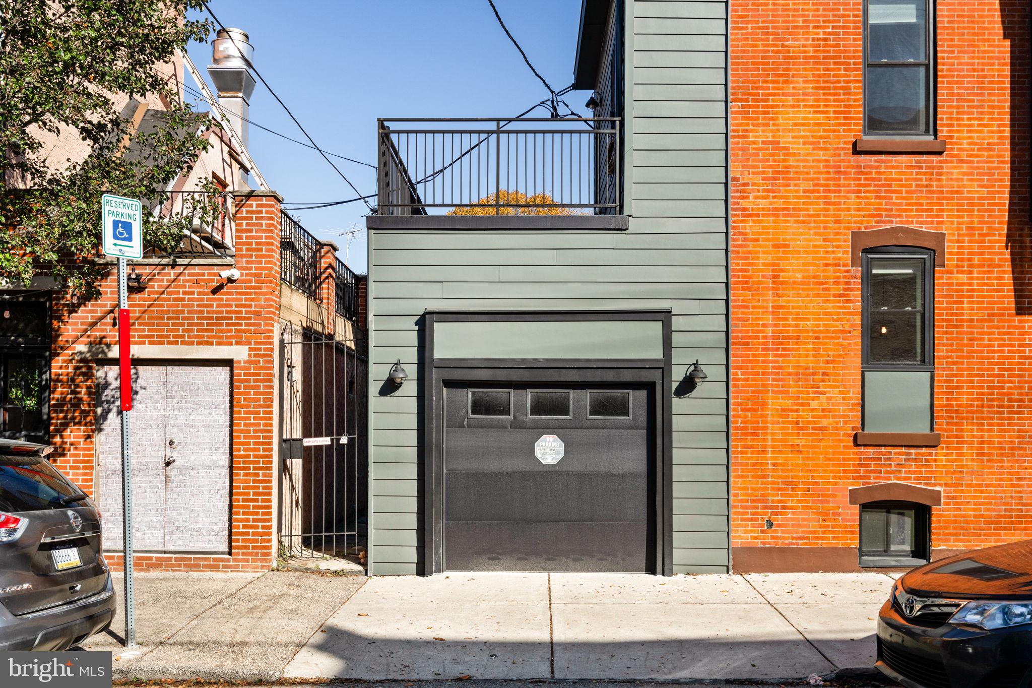 850 N Taylor STREET