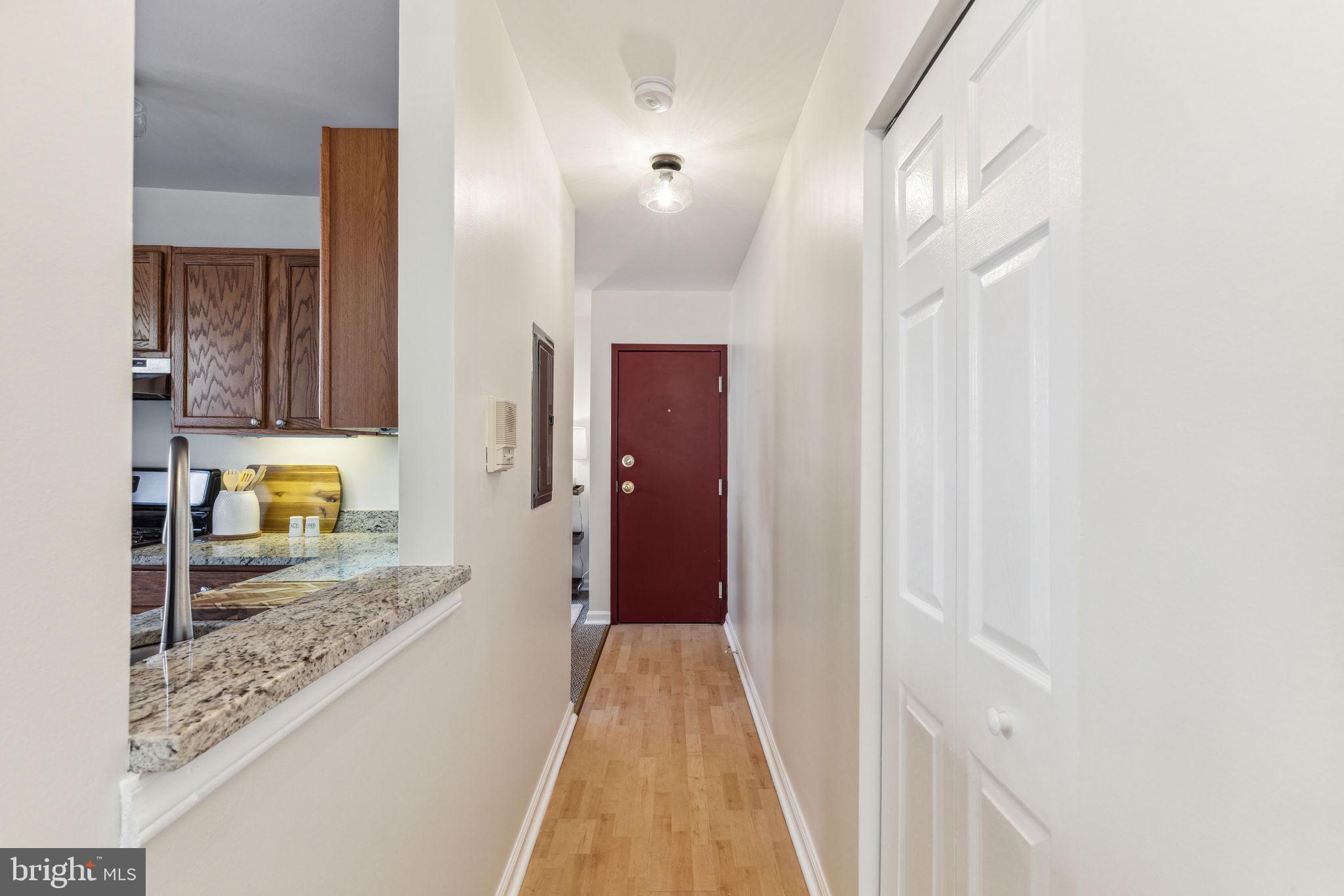 909 S 20th STREET Unit: 2