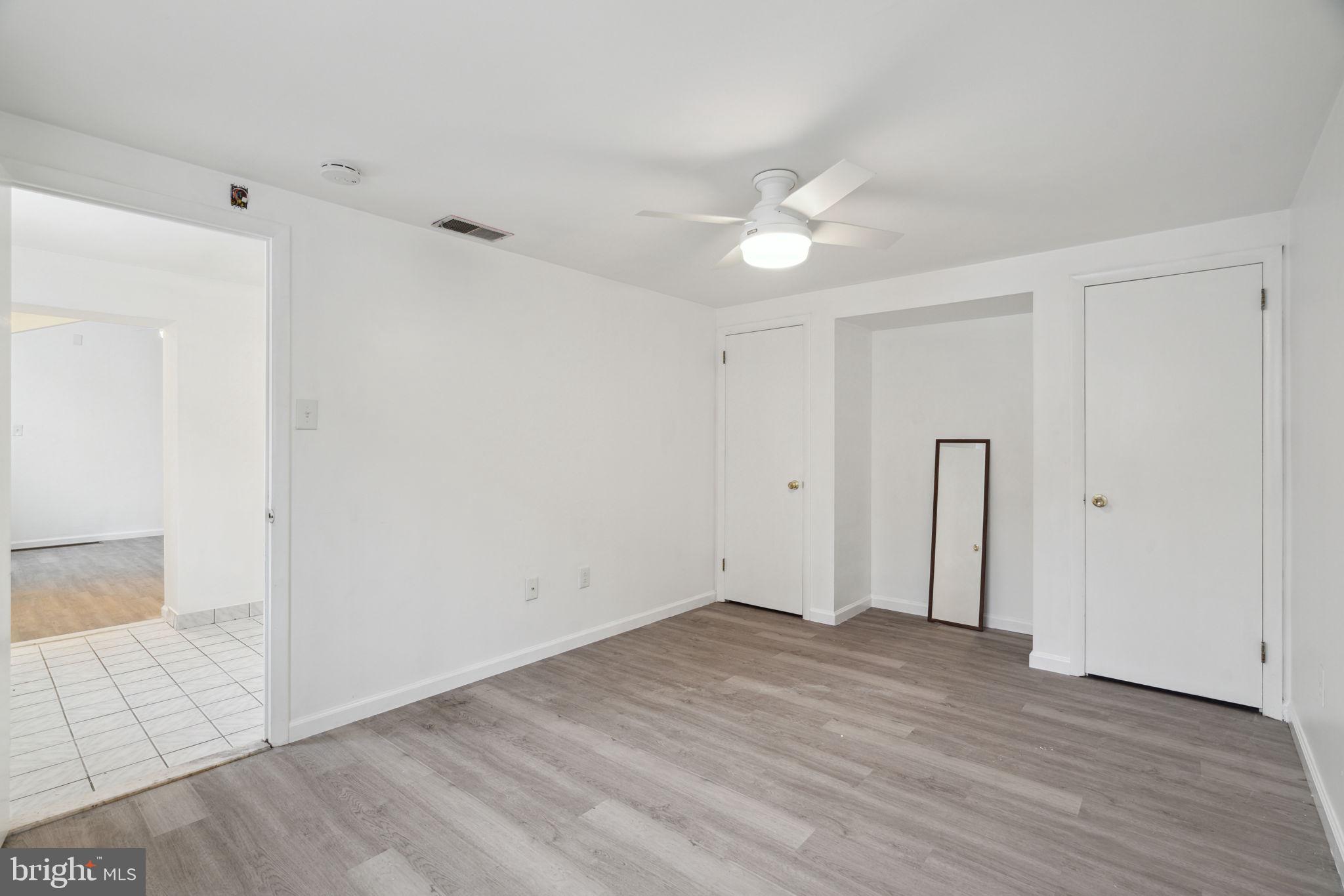 1129 McKean STREET Unit: 1
