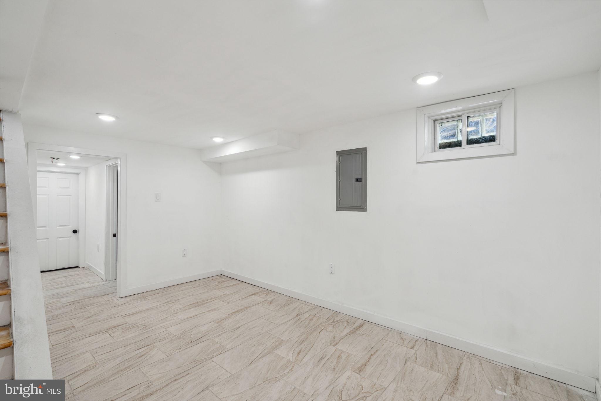 2613 Tulip STREET