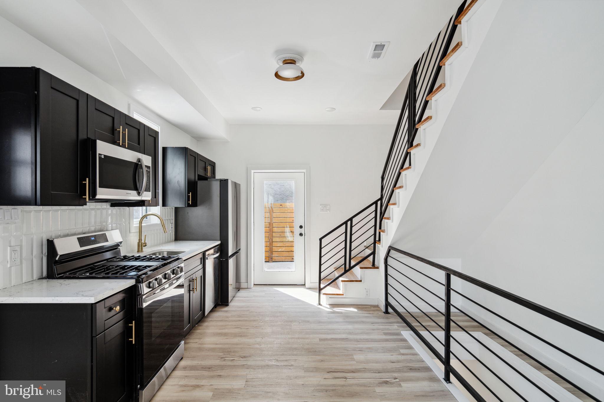 2613 Tulip STREET