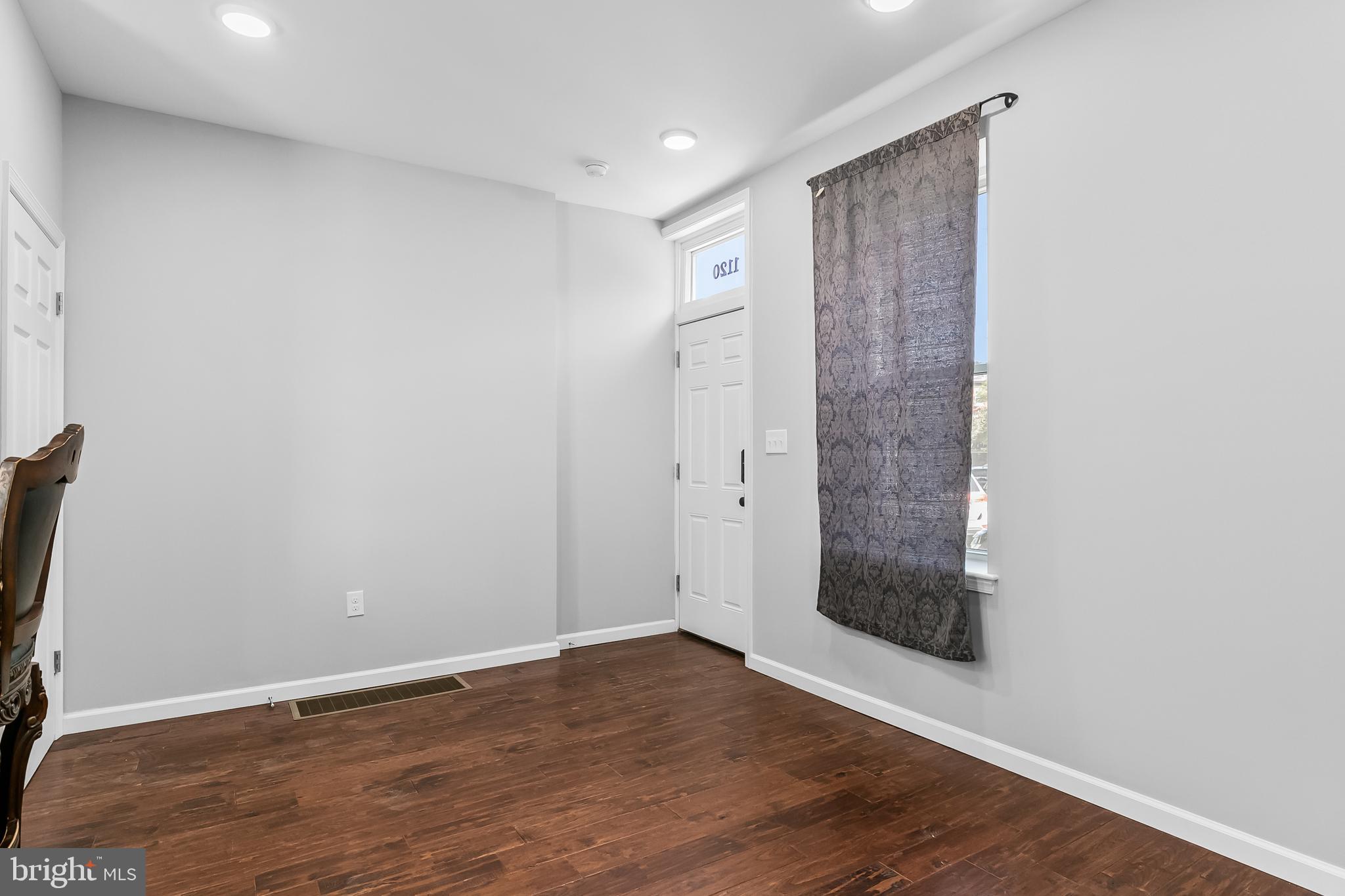 1120 O'Neil STREET