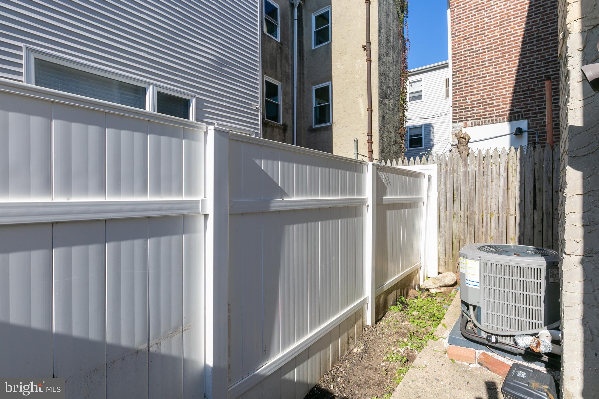 1120 O'Neil STREET