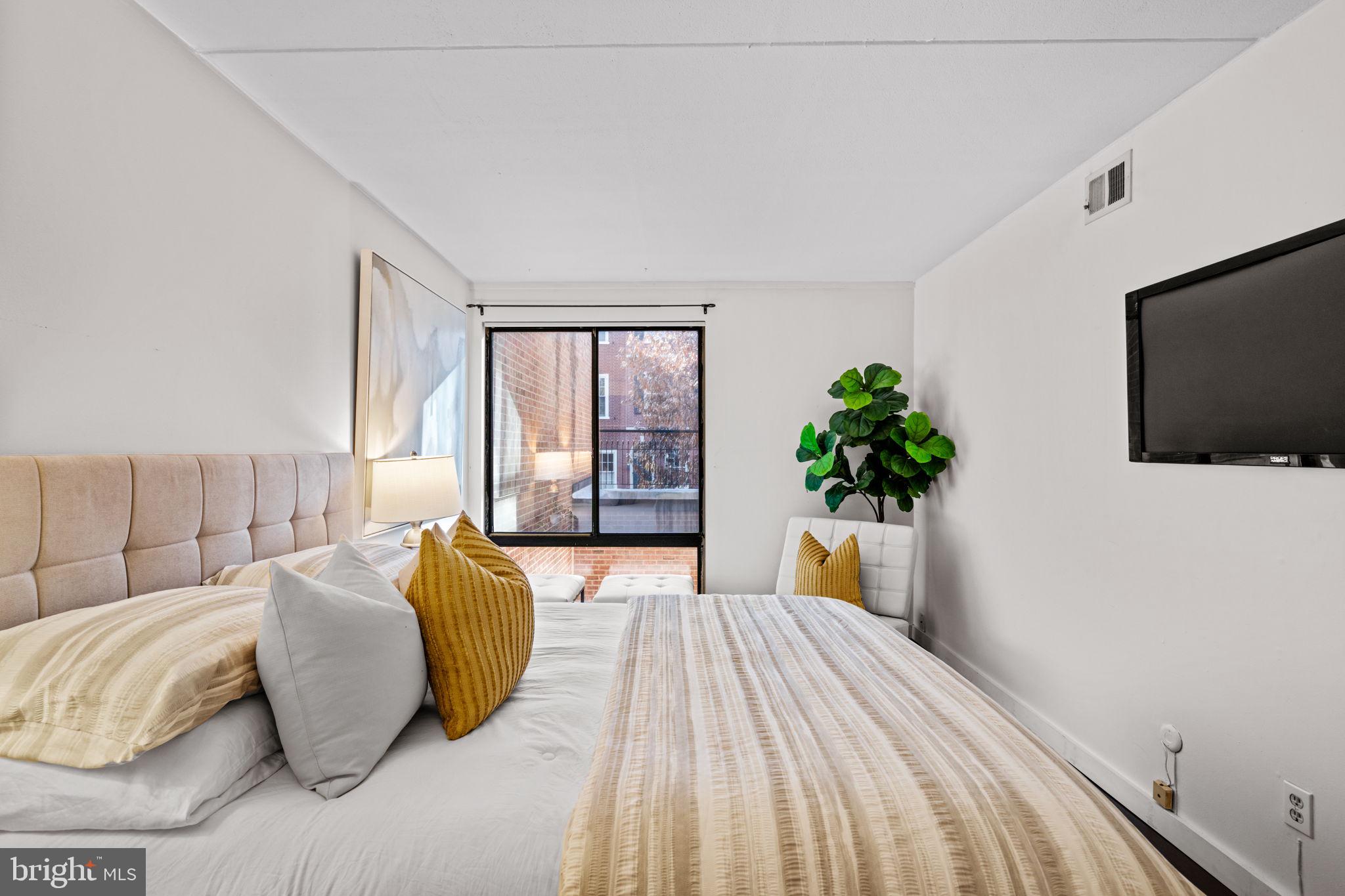 130 Spruce STREET Unit: 10A
