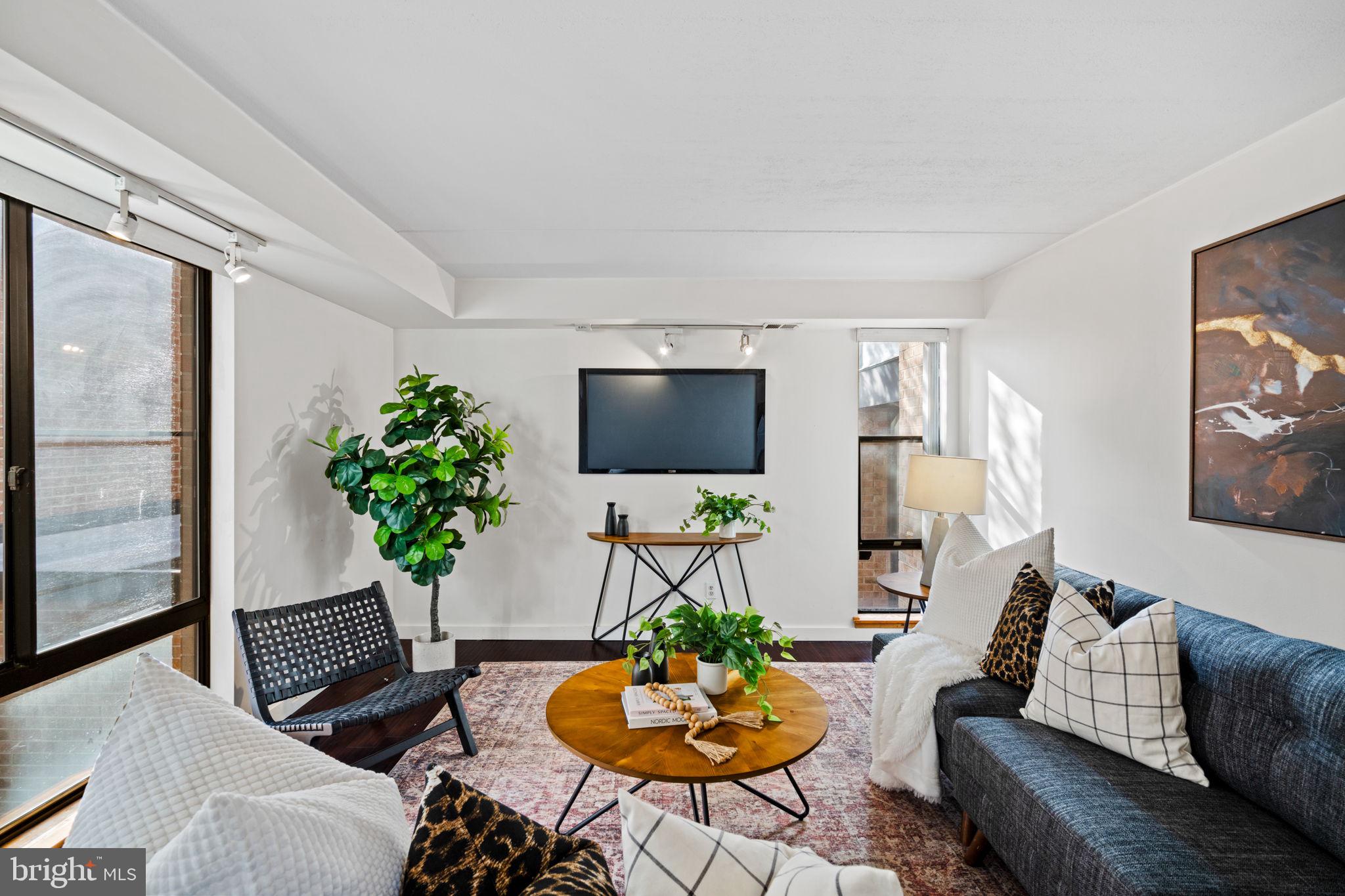 130 Spruce STREET Unit: 10A