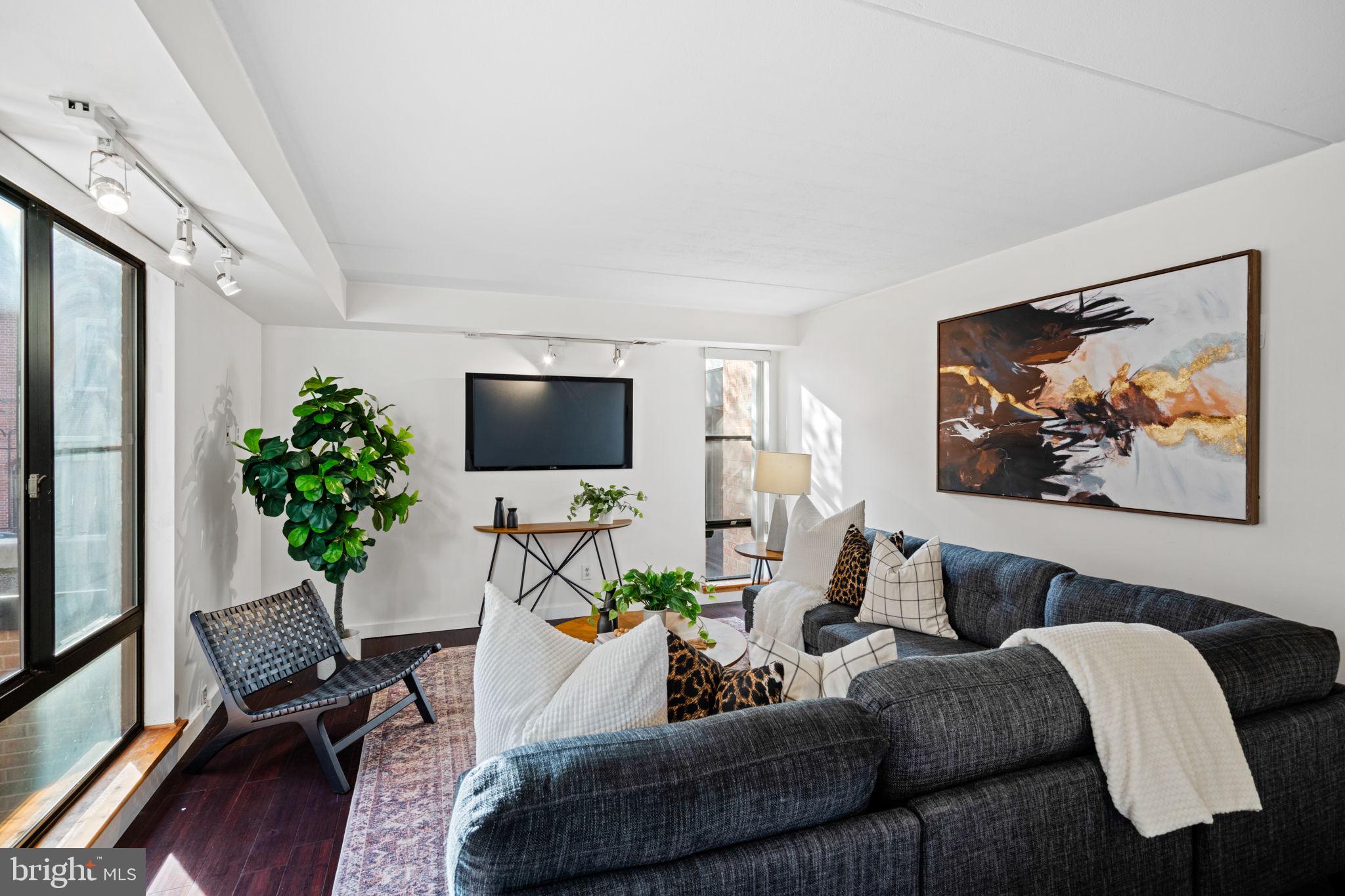 130 Spruce STREET Unit: 10A