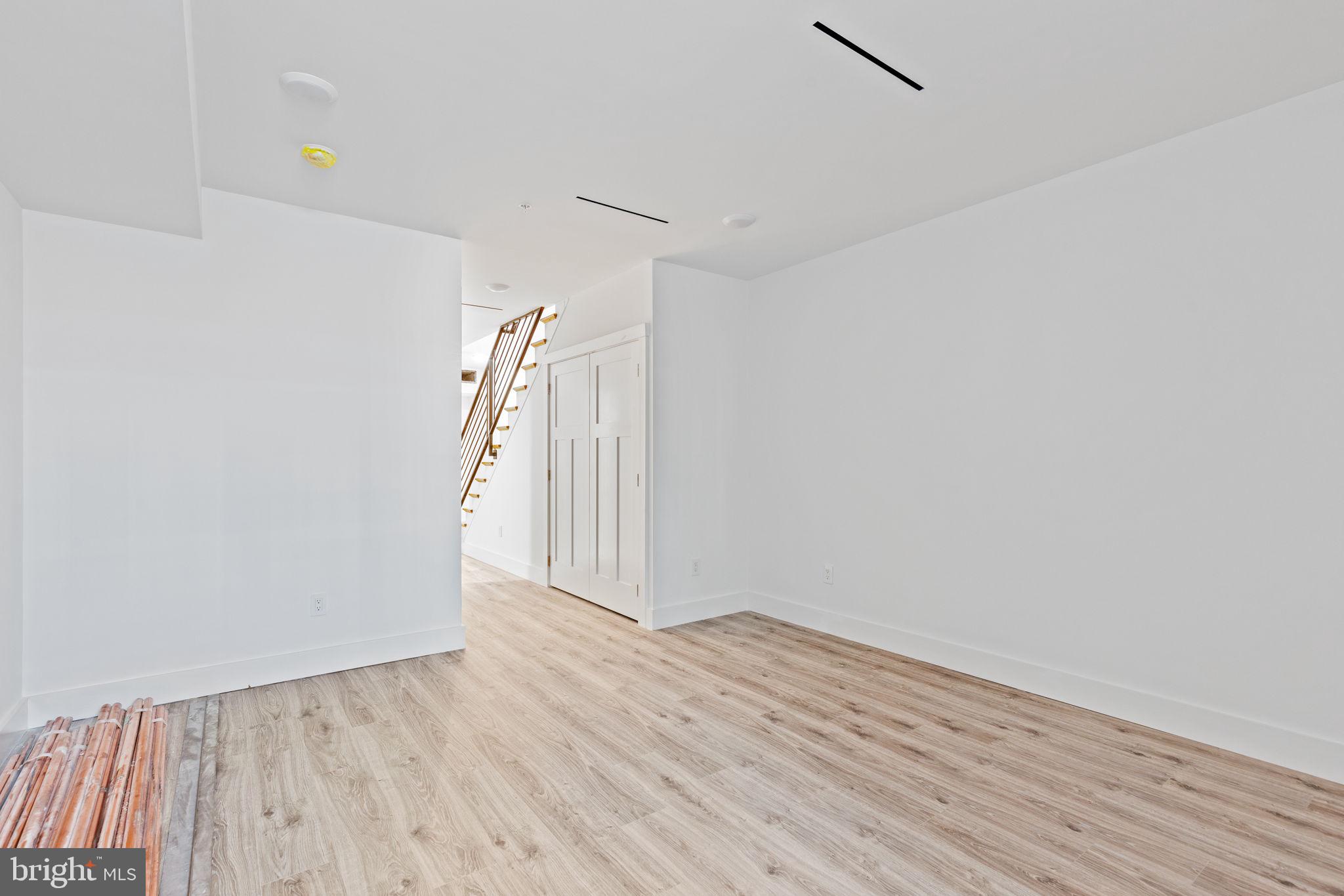 228 W Haines St