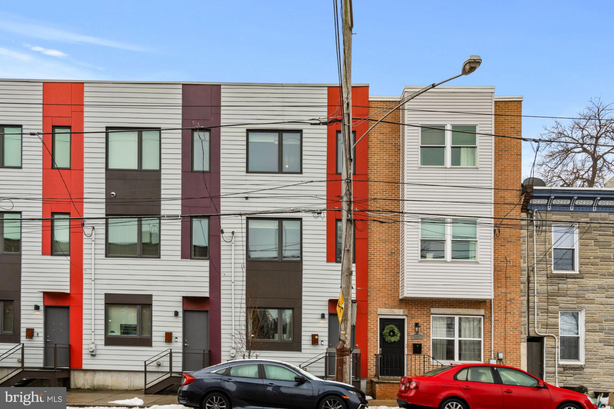 434 E Thompson STREET