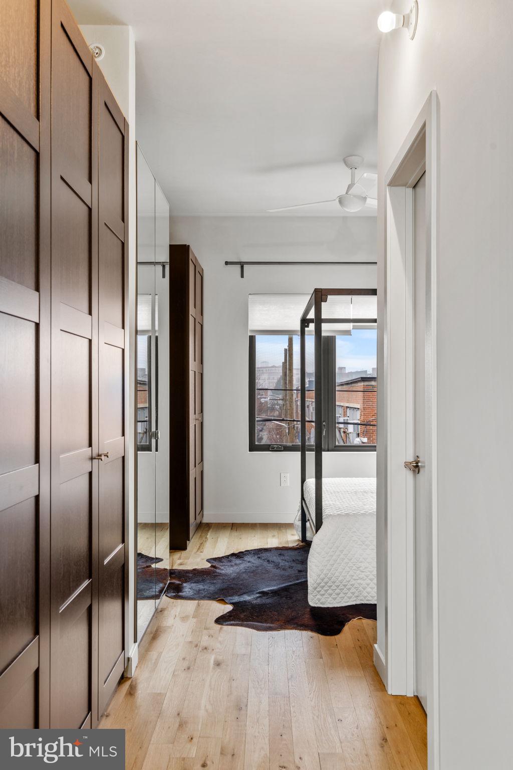 434 E Thompson STREET