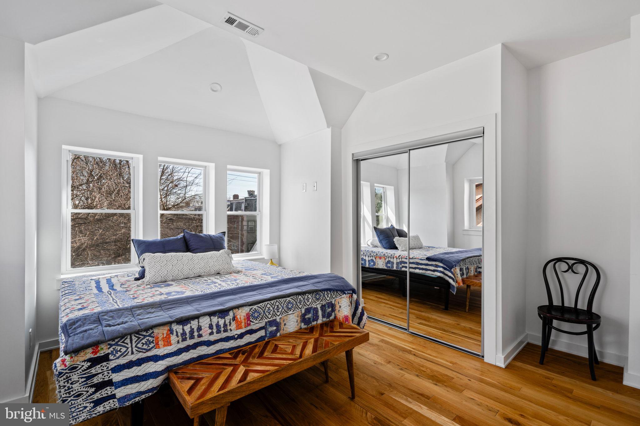 511 E Mount Airy Avenue