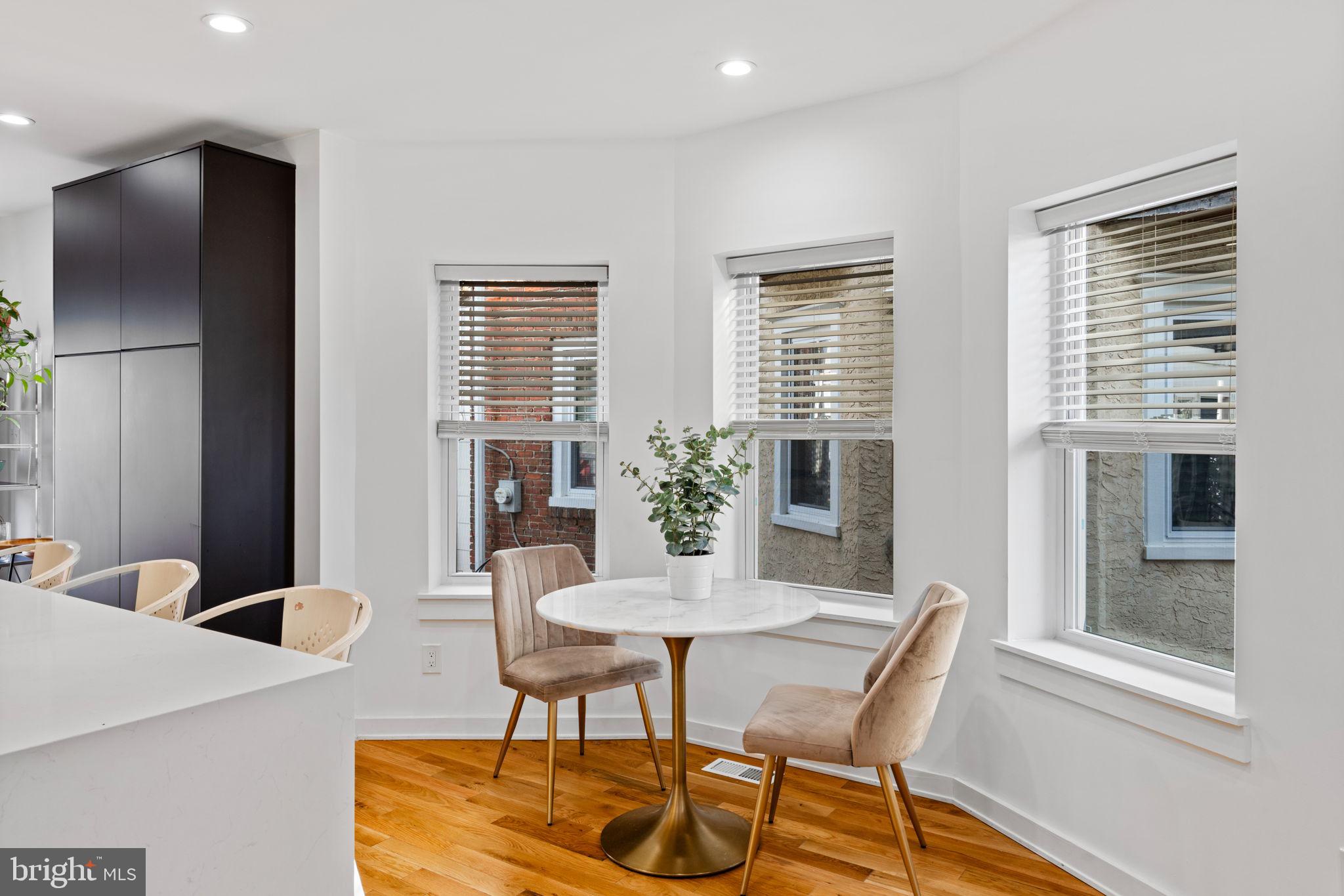 511 E Mount Airy Avenue