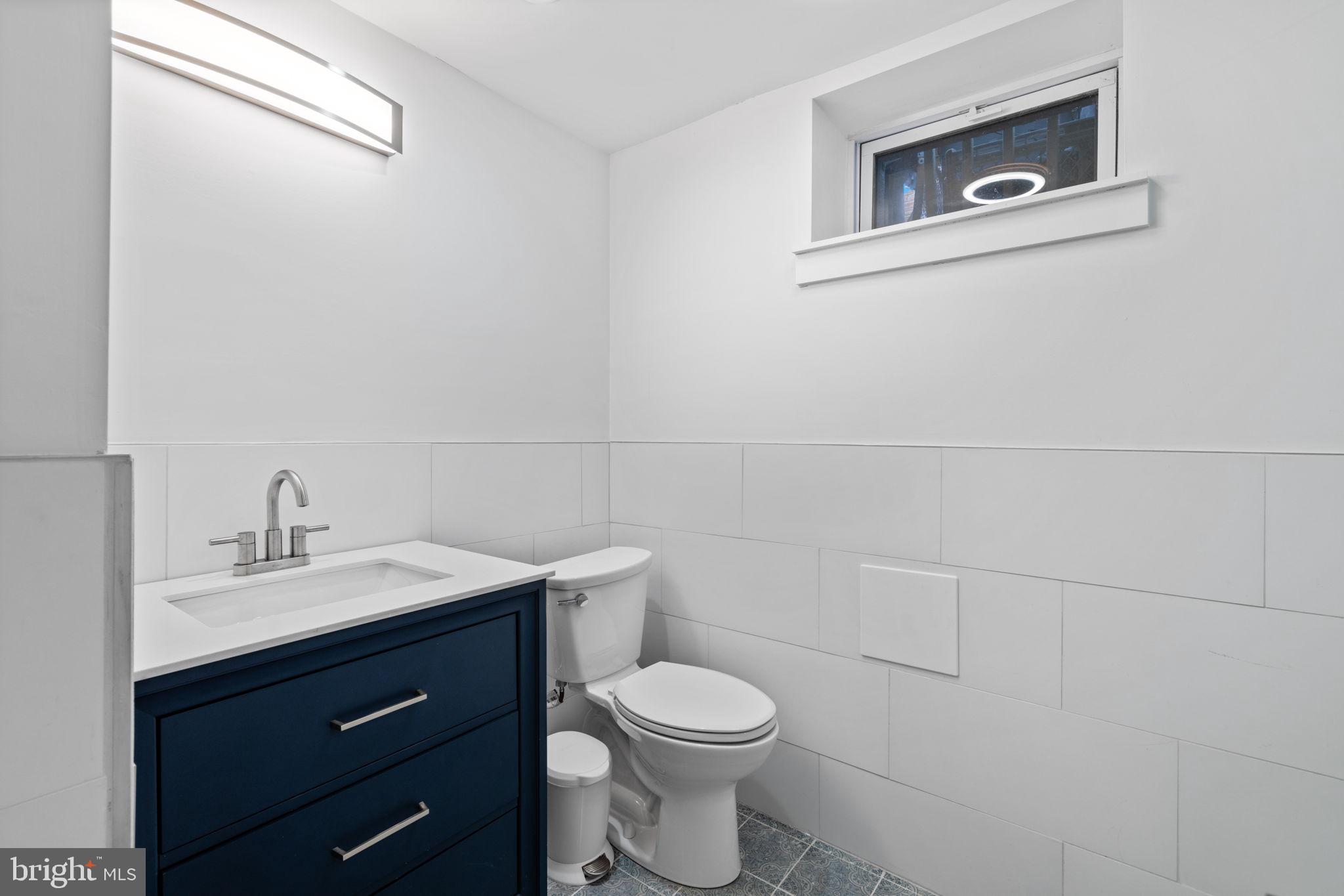 511 E Mount Airy Avenue