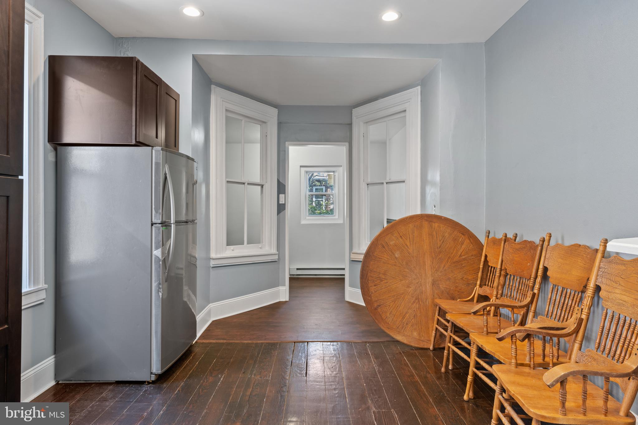 2331 N College Ave #2