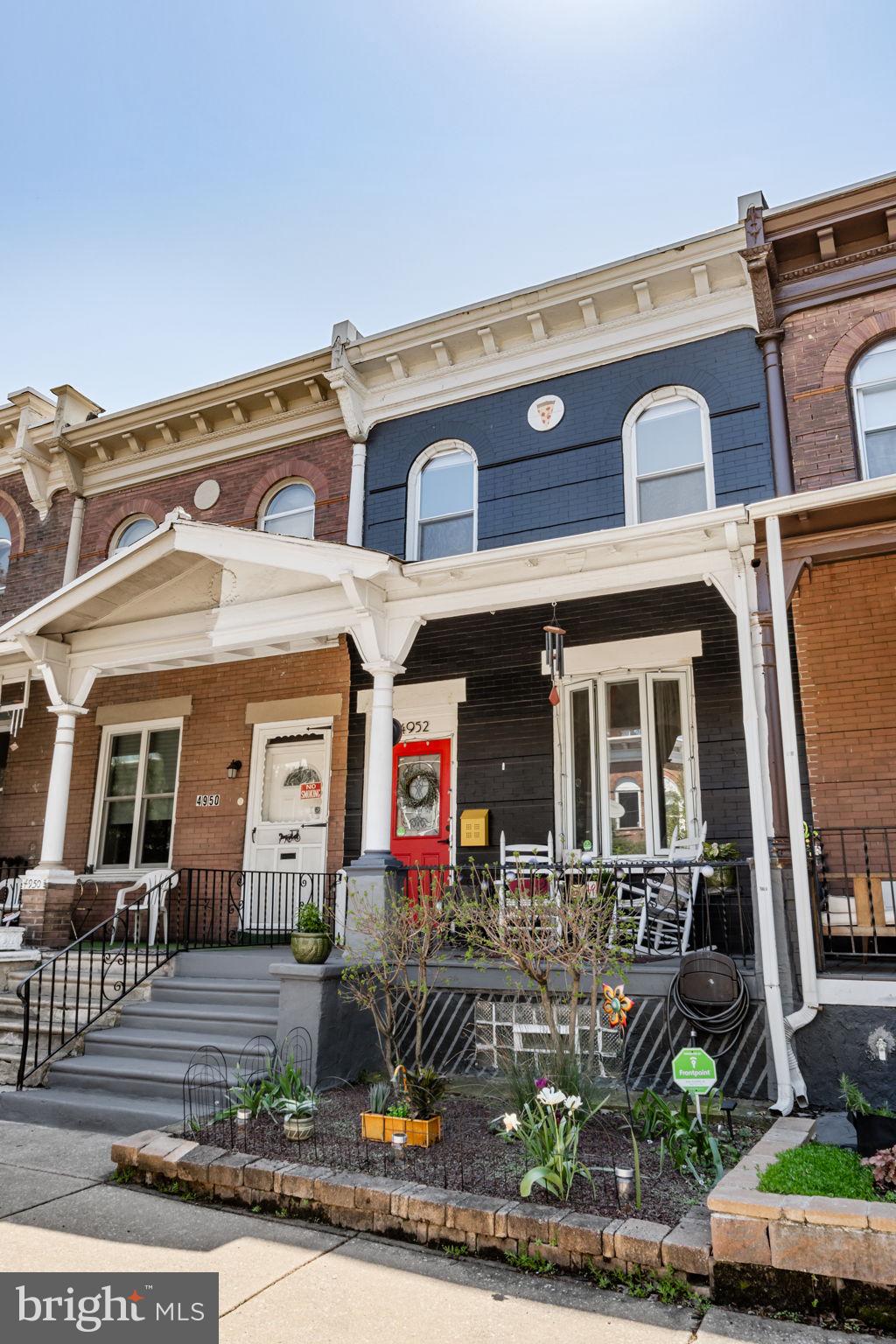 4952 Walton Ave