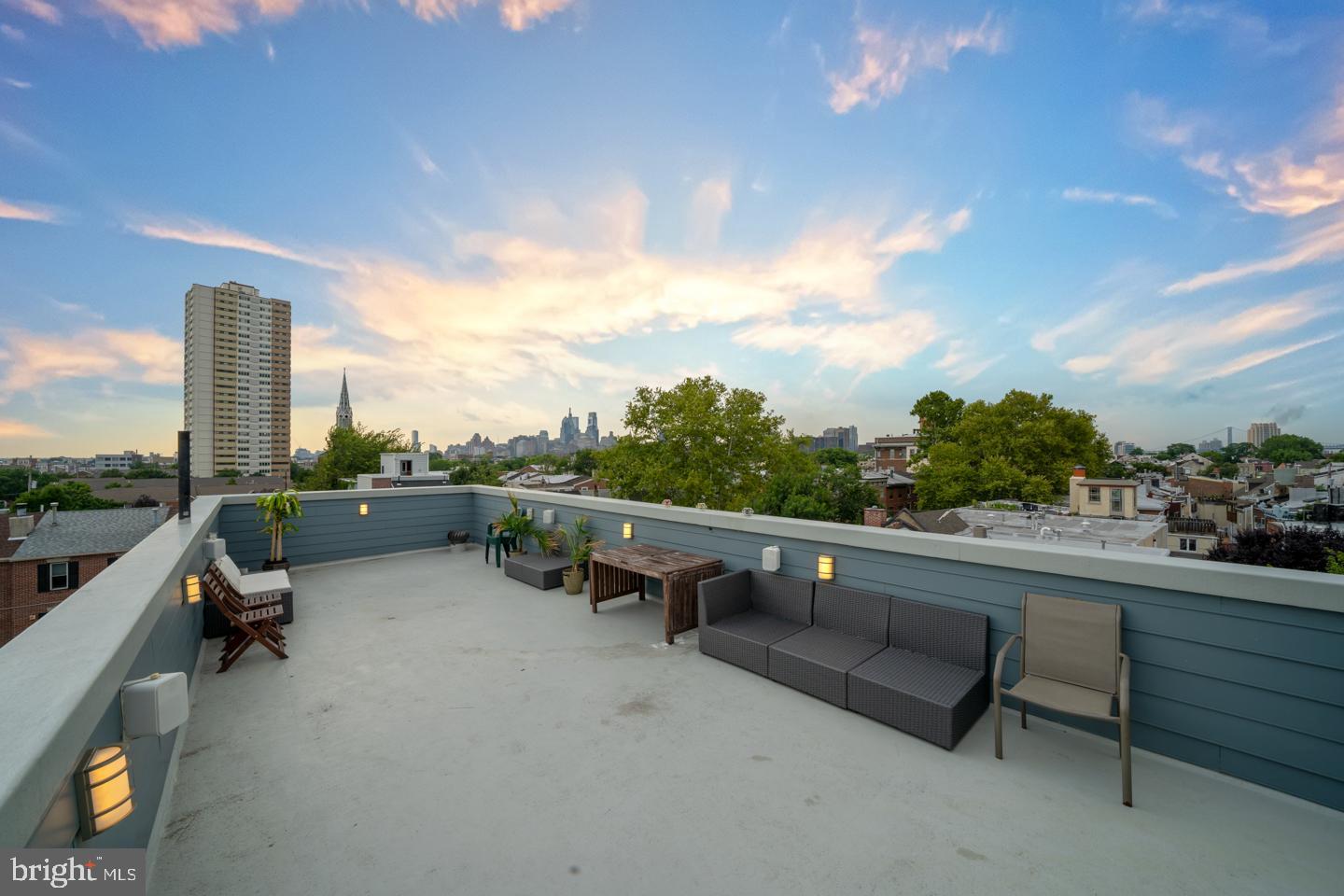 1020 S 2nd St #4