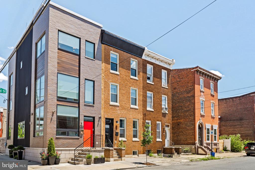 2203-3 E Cumberland St