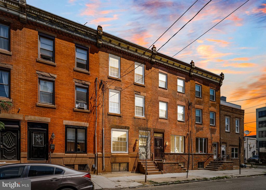 1233 Jackson St