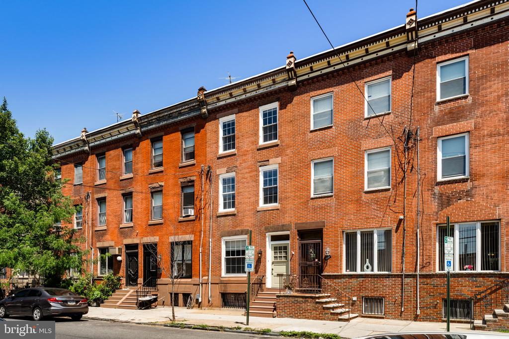 1233 Jackson St