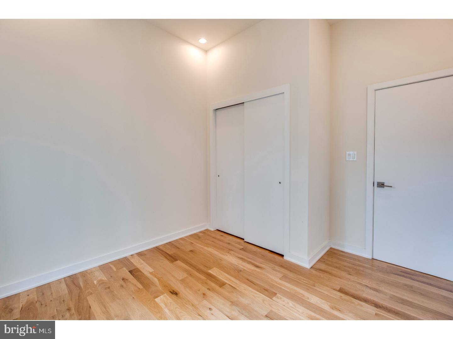 1617-27 N Hope St #2c