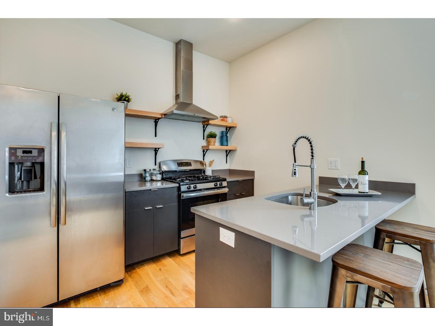 1617-27 N Hope St #2c