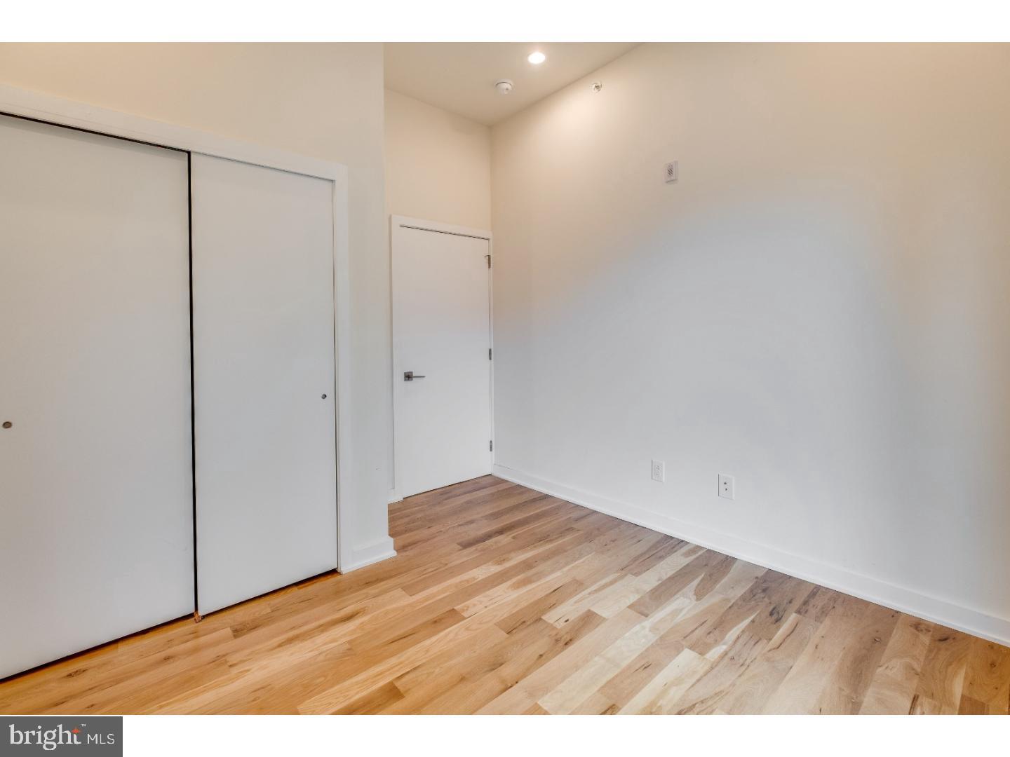 1617-27 N Hope St #2c