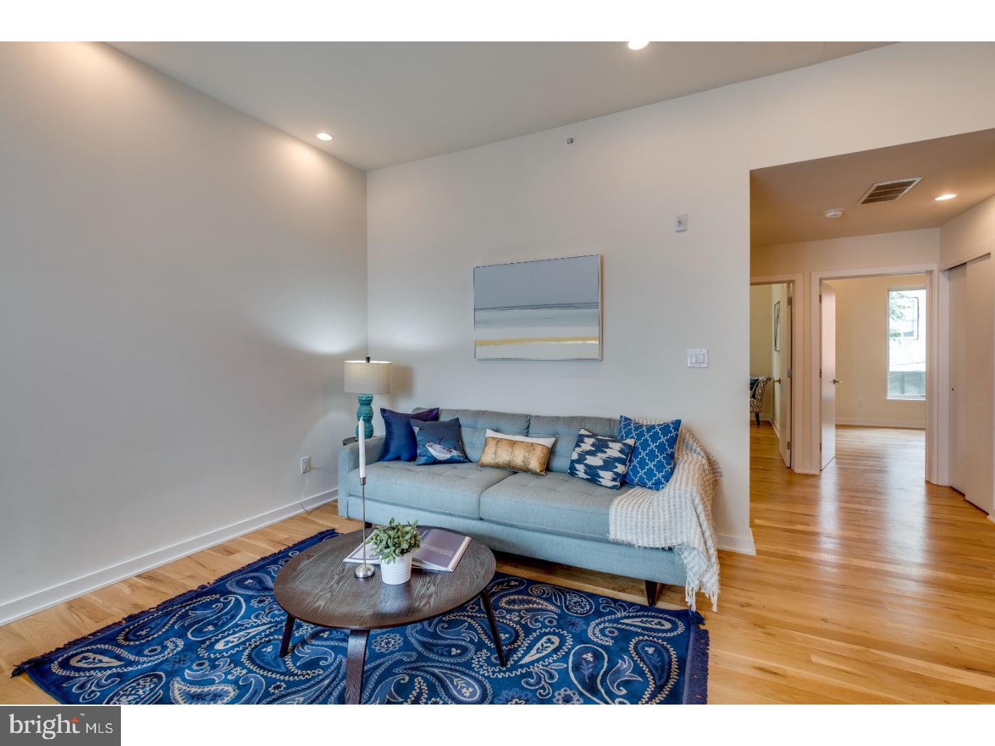 1617-27 N Hope St #2c