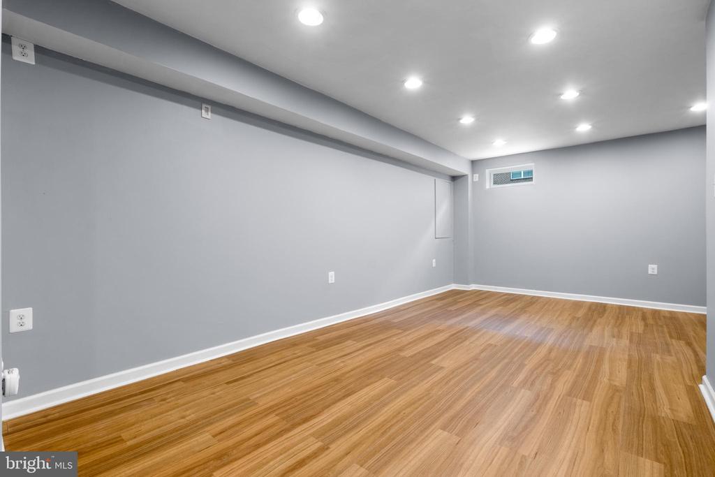 228 Parker Ave