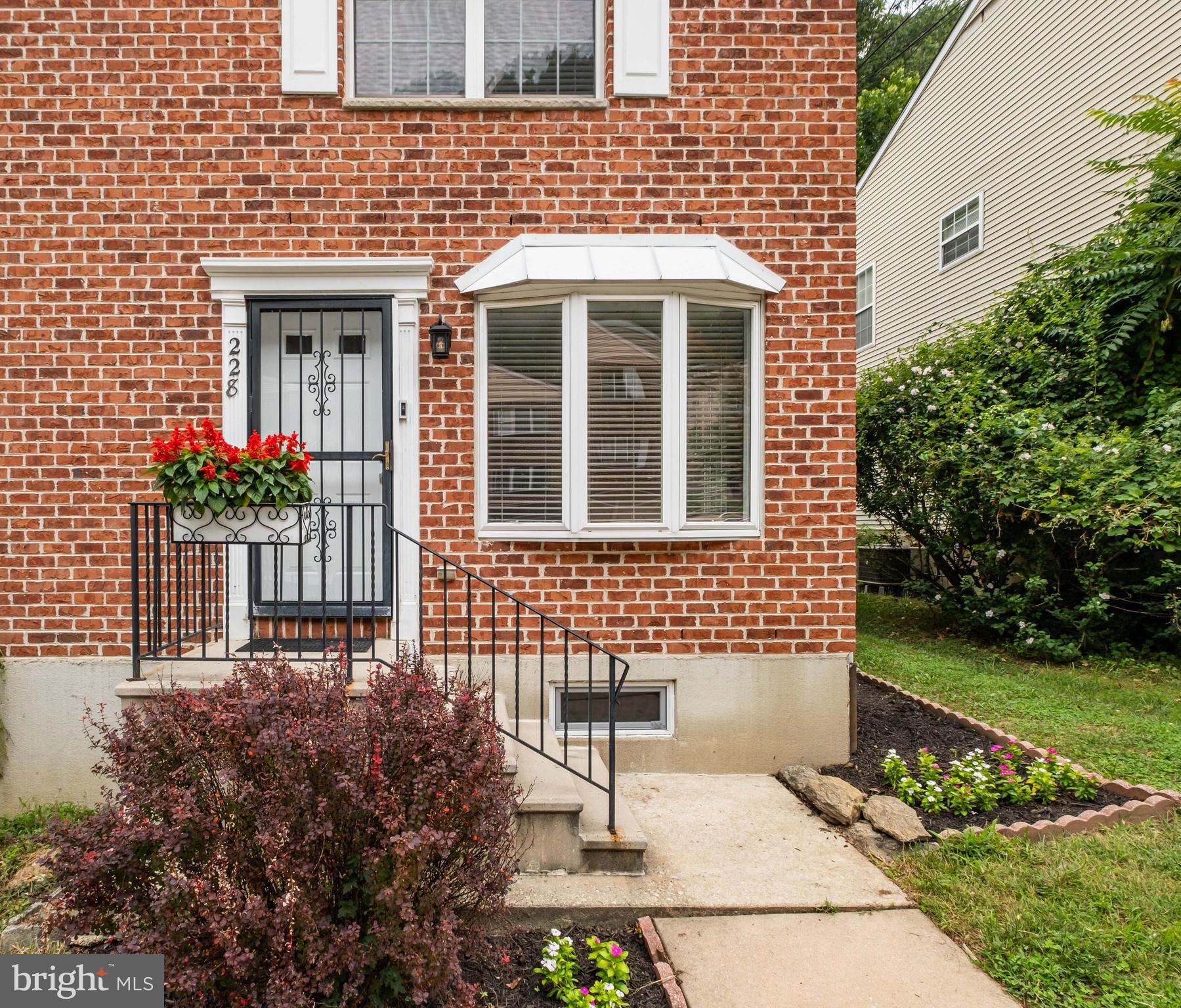 228 Parker Ave
