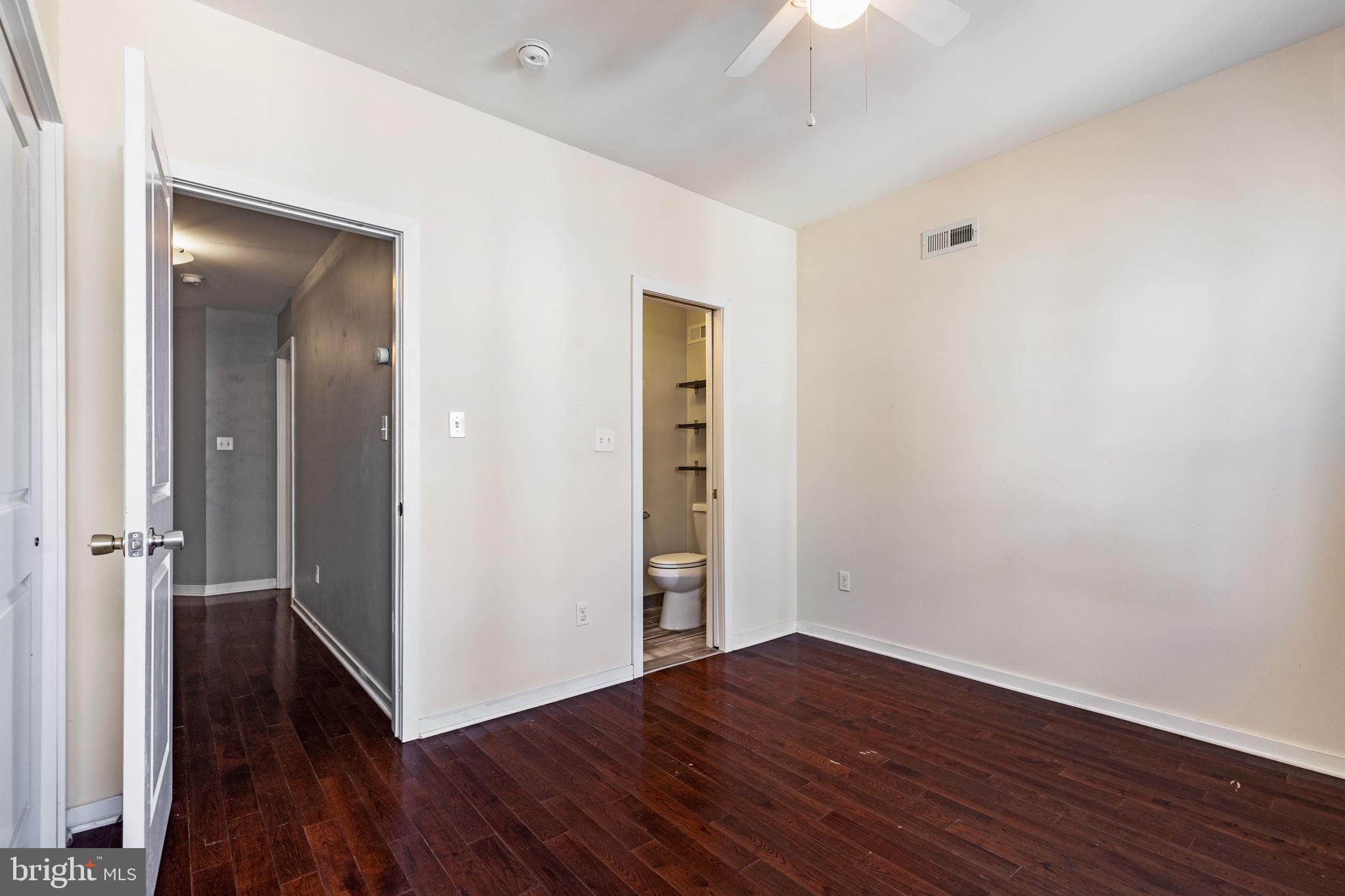 2016 OAKFORD ST
