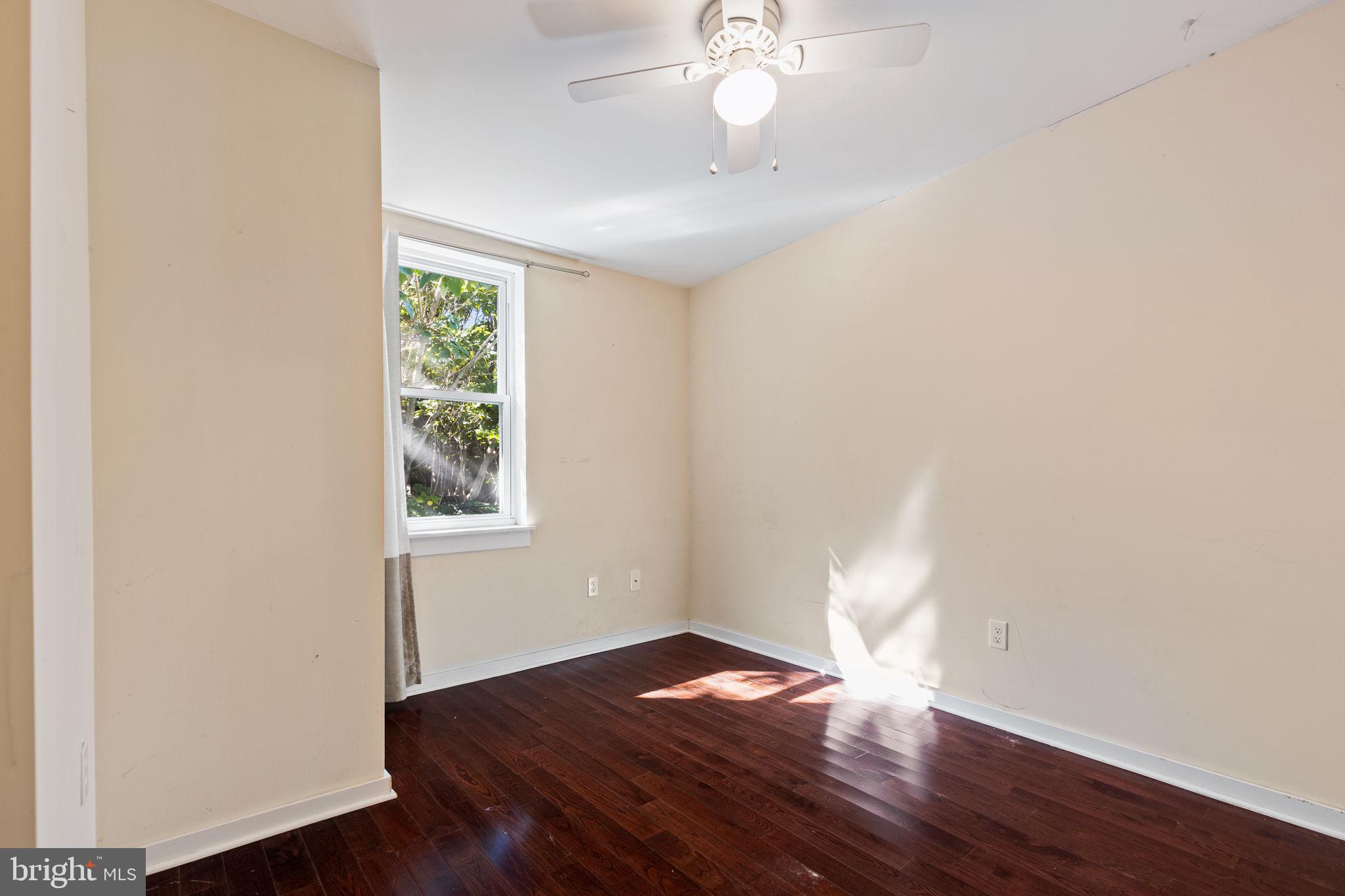 2016 OAKFORD ST