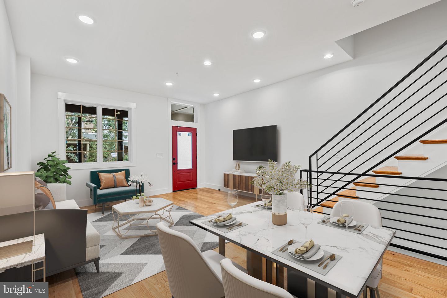 232 W Haines St