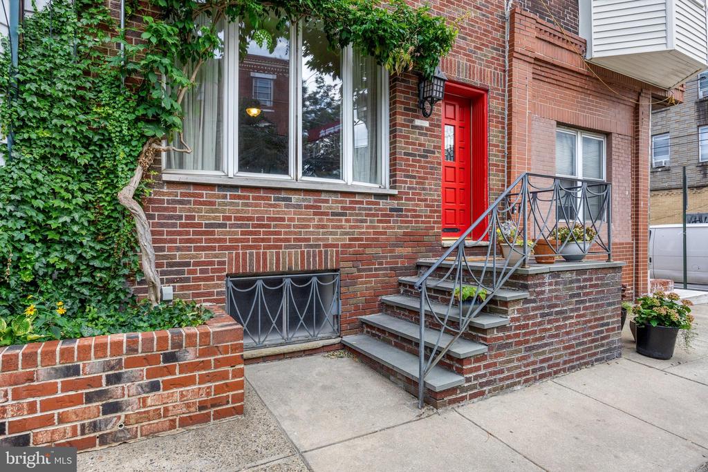 1647 S 13TH ST