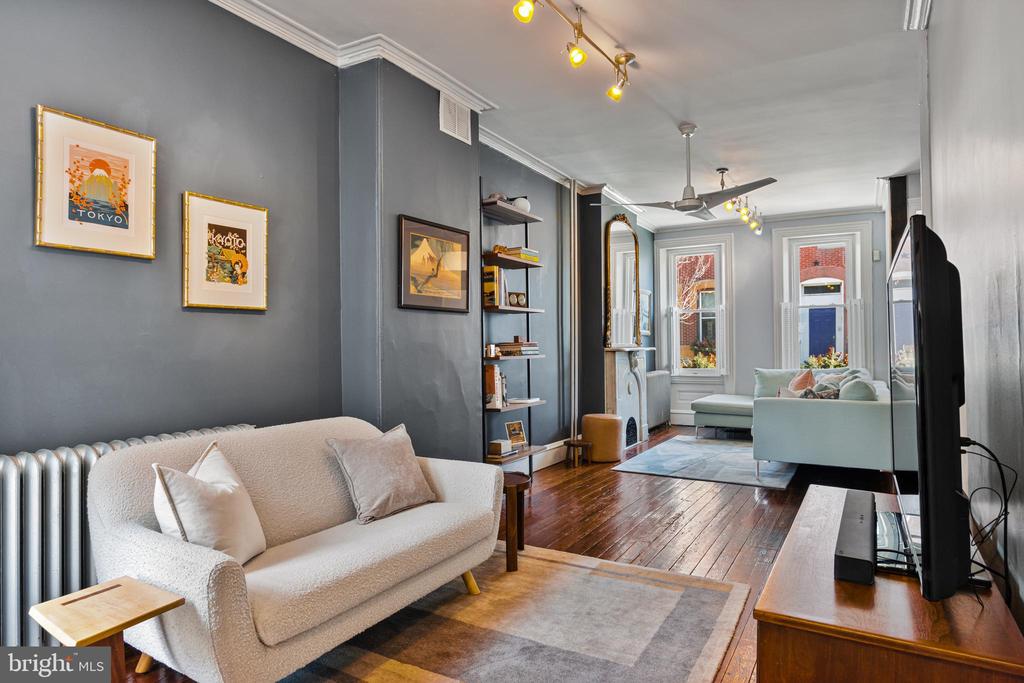 1242-44 E Susquehanna Ave #1