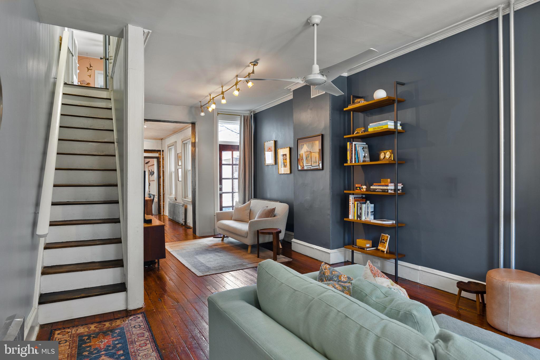 1242-44 E Susquehanna Ave #1