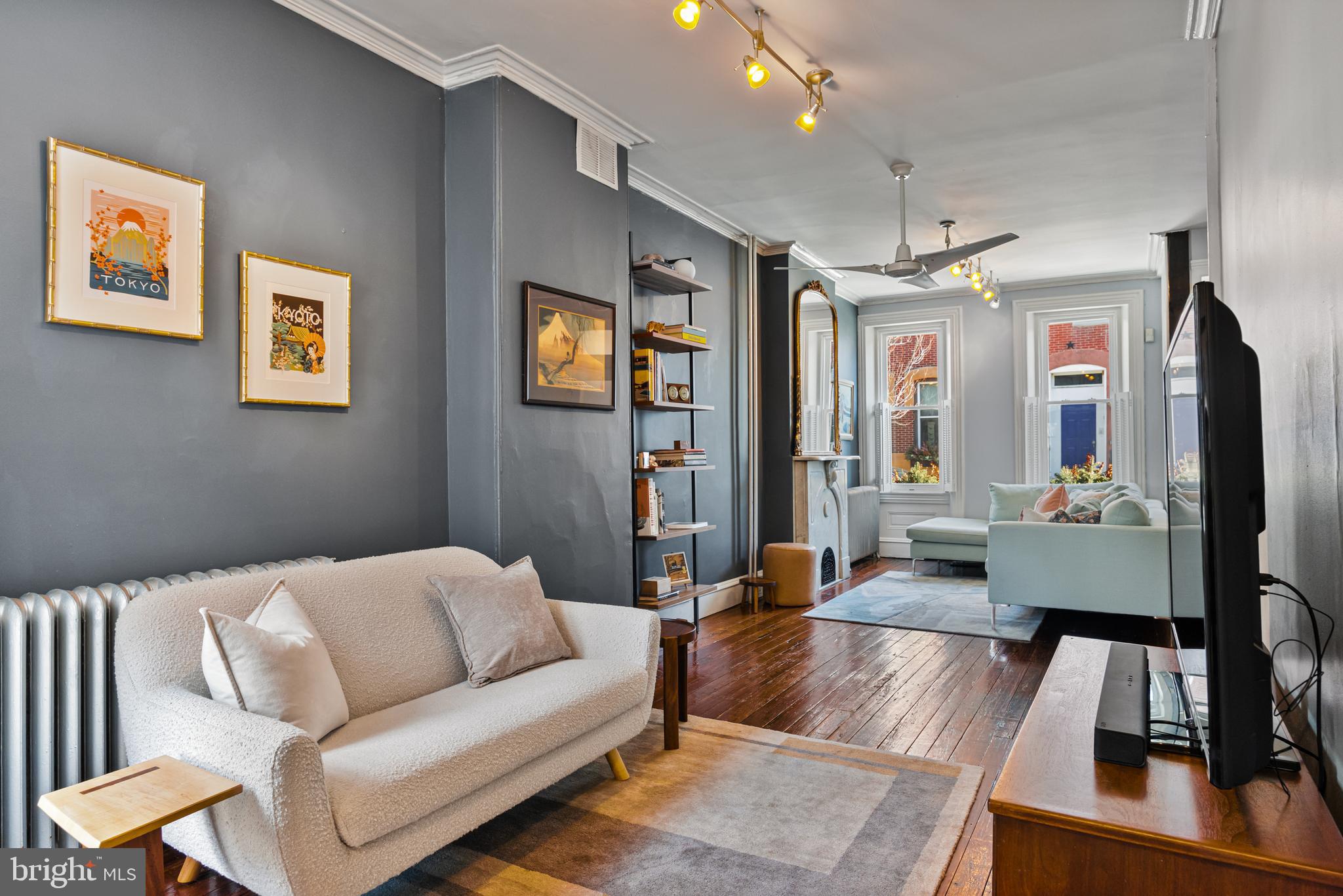 1242-44 E Susquehanna Ave #1