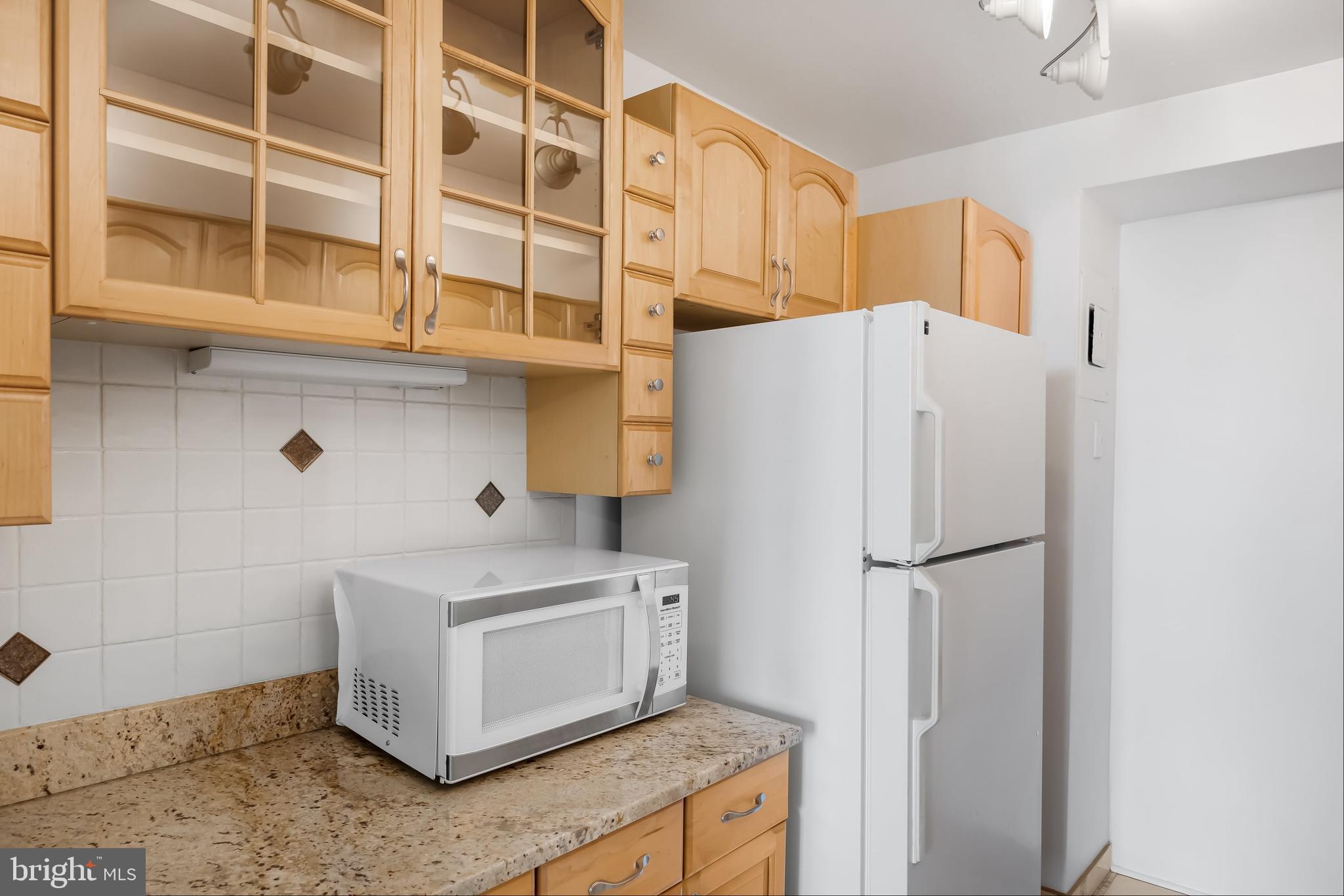 604-36 S WASHINGTON SQ #811